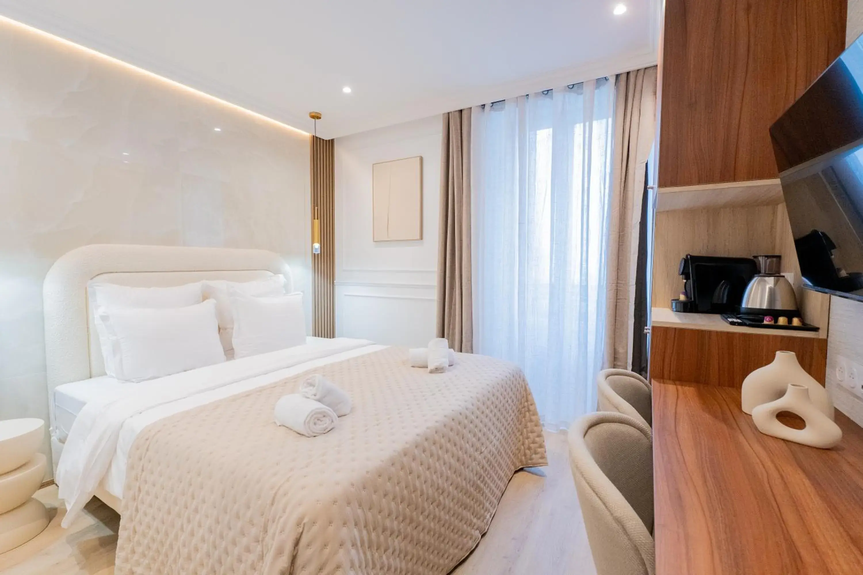 Deluxe Double Room in Garbo Hôtel Deluxe Double Room in Garbo Hôtel