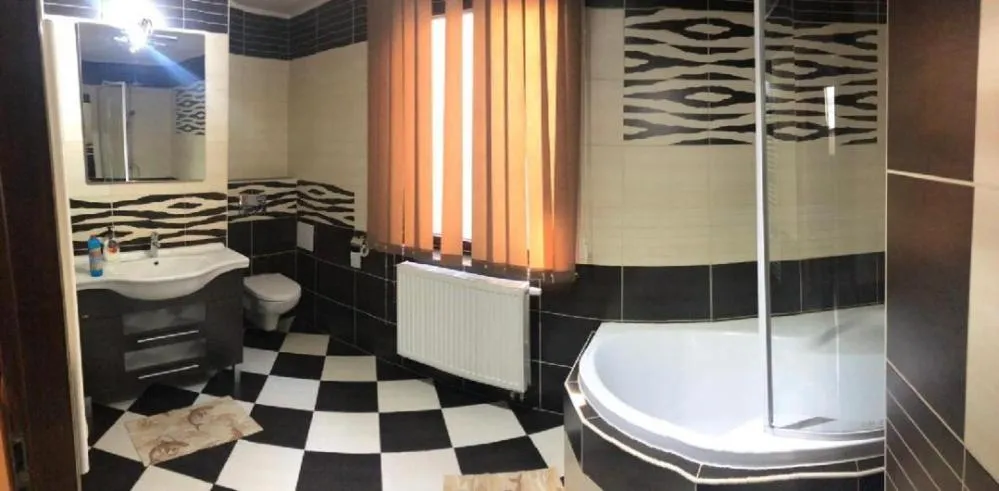 Shower in U Betty - Ostrava Centrum