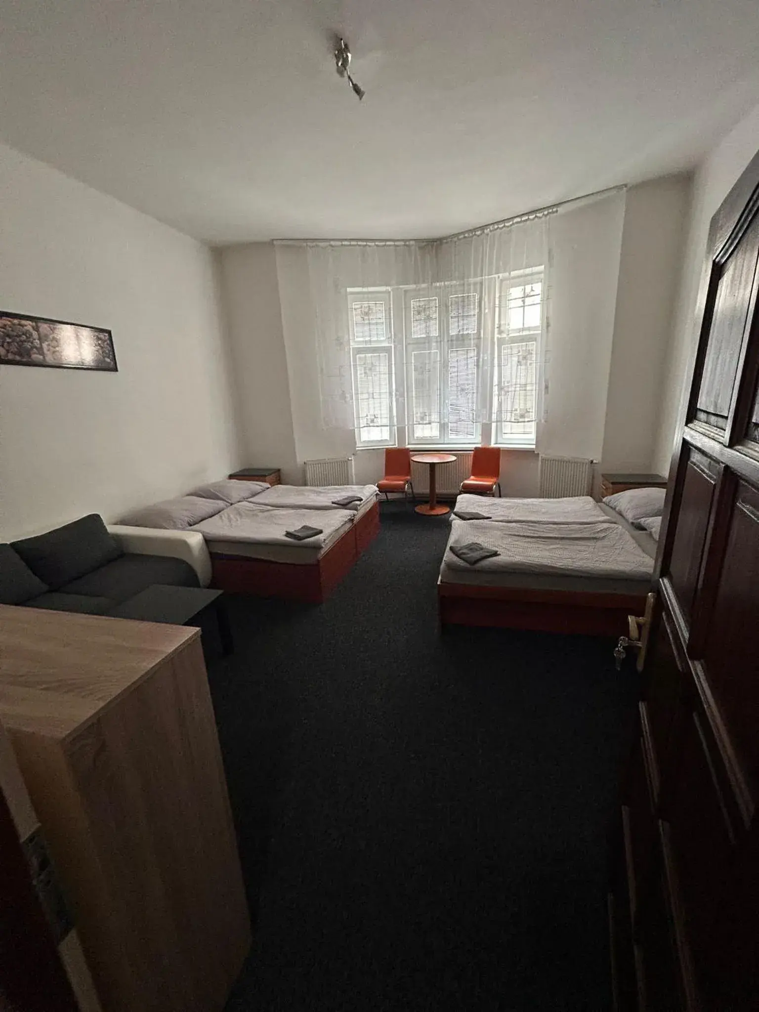 Economy Quadruple Room with Shared Bathroom in U Betty - Ostrava Centrum Economy Quadruple Room with Shared Bathroom in U Betty - Ostrava Centrum