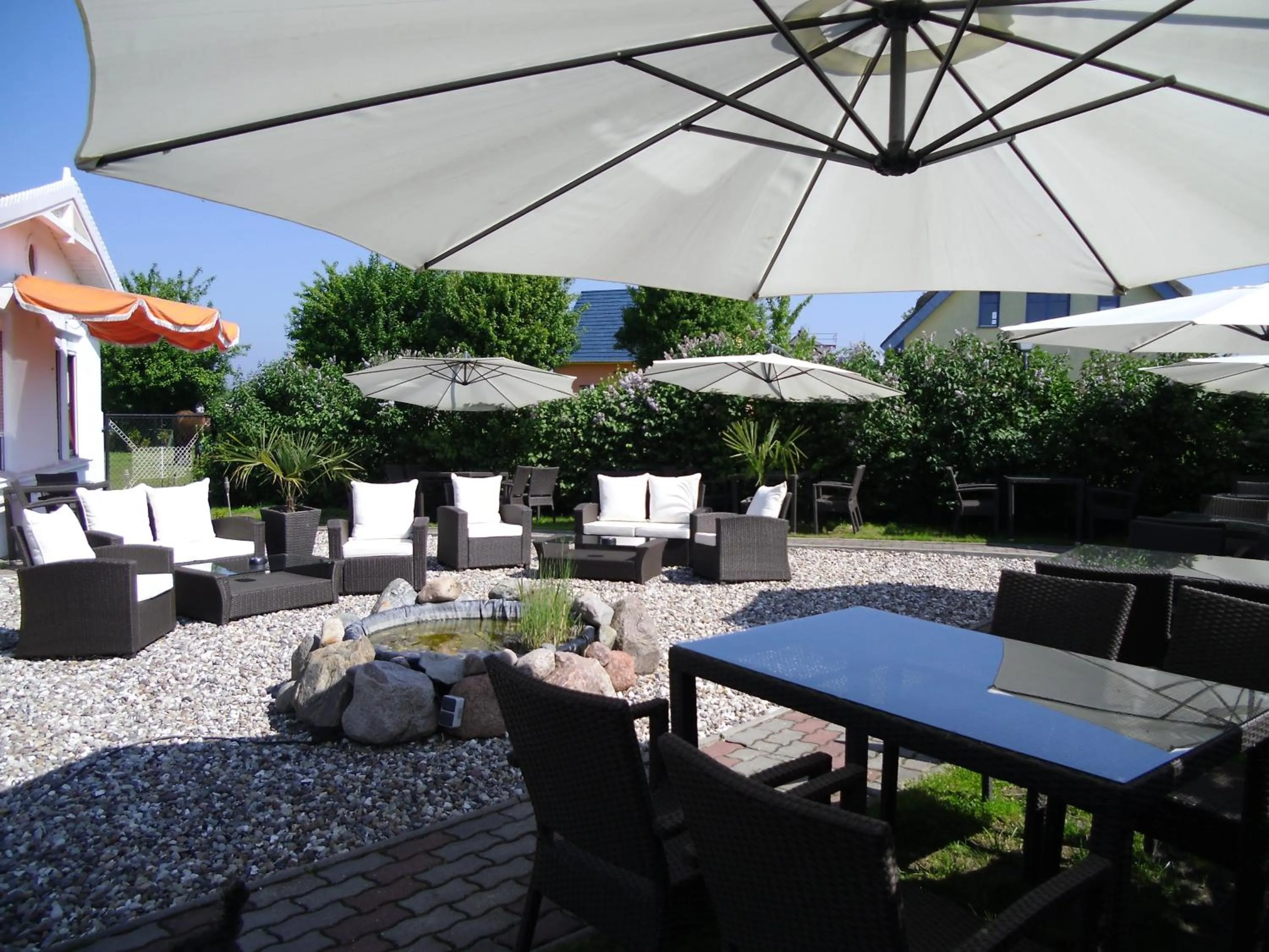 Restaurant/places to eat in Strand-Hotel Lobbe