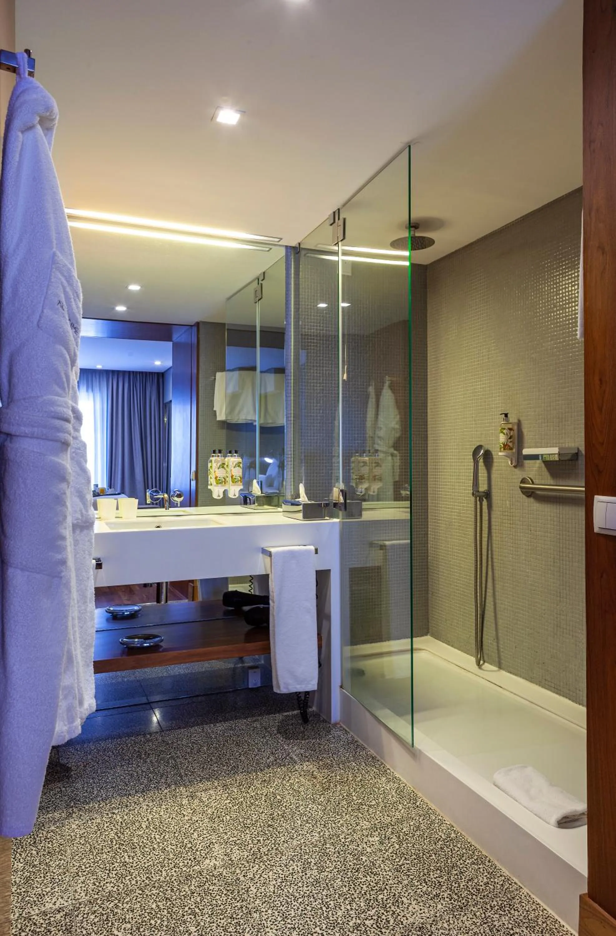 Bathroom in Altis Prime Hotel