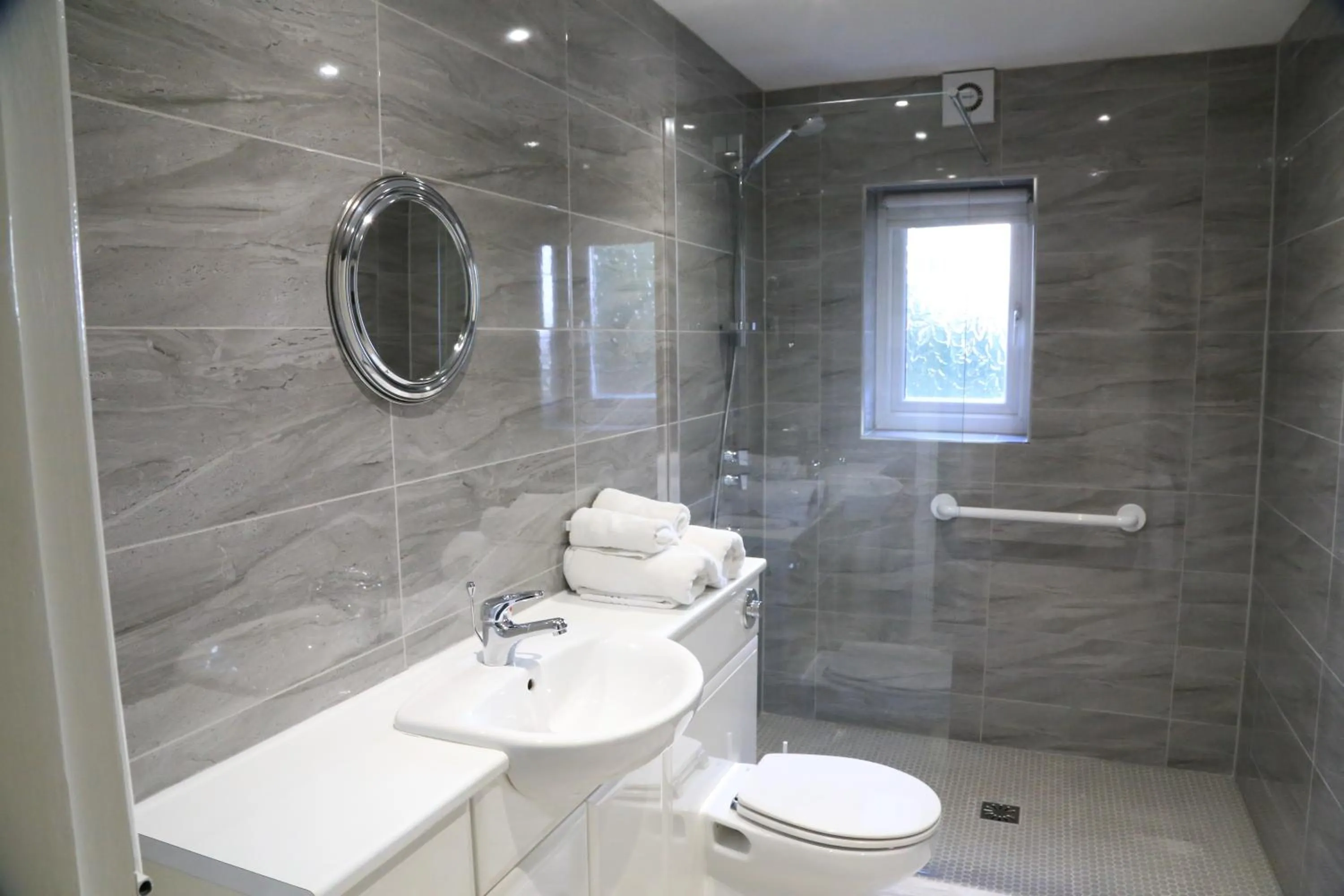 Bathroom in La Suisse Serviced Apartments