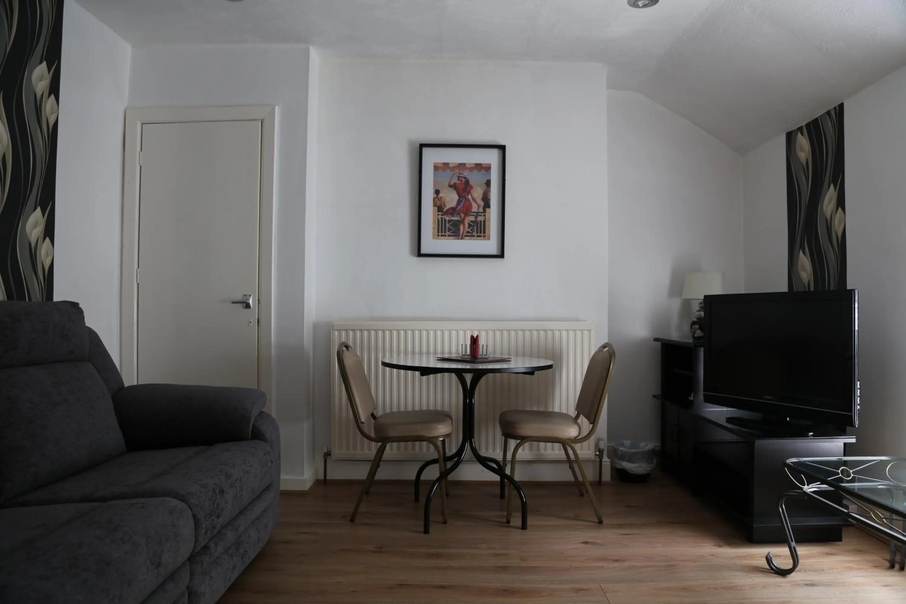 Dining area in La Suisse Serviced Apartments