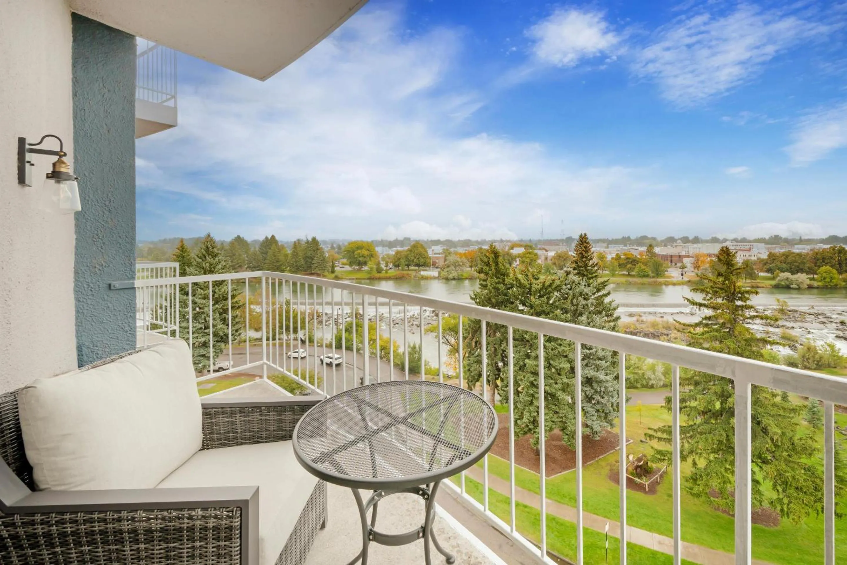 Bedroom in Comfort Suites Idaho Falls
