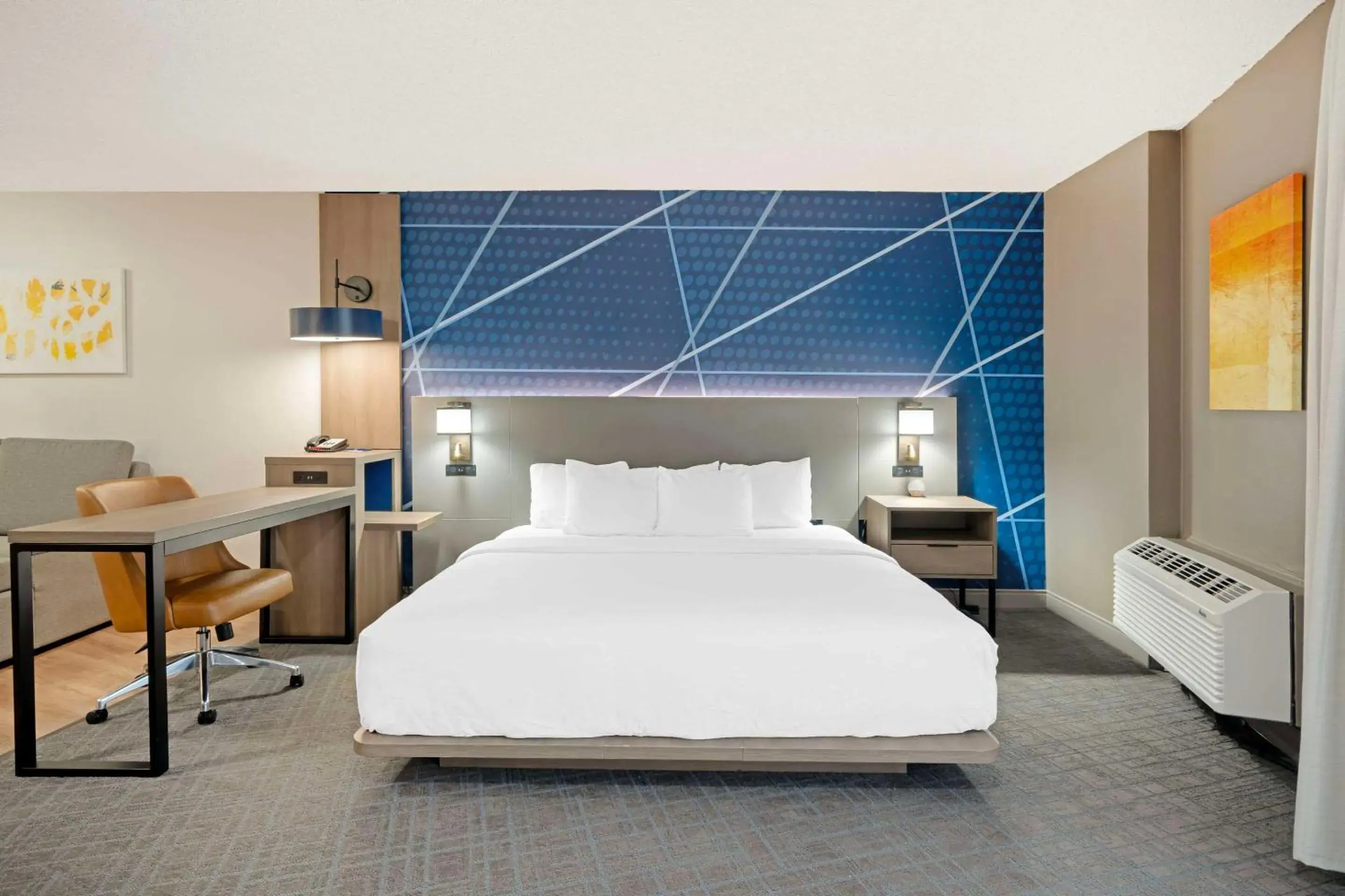 King Room with Sofa Bed and River View in Comfort Suites Idaho Falls King Room with Sofa Bed and River View in Comfort Suites Idaho Falls