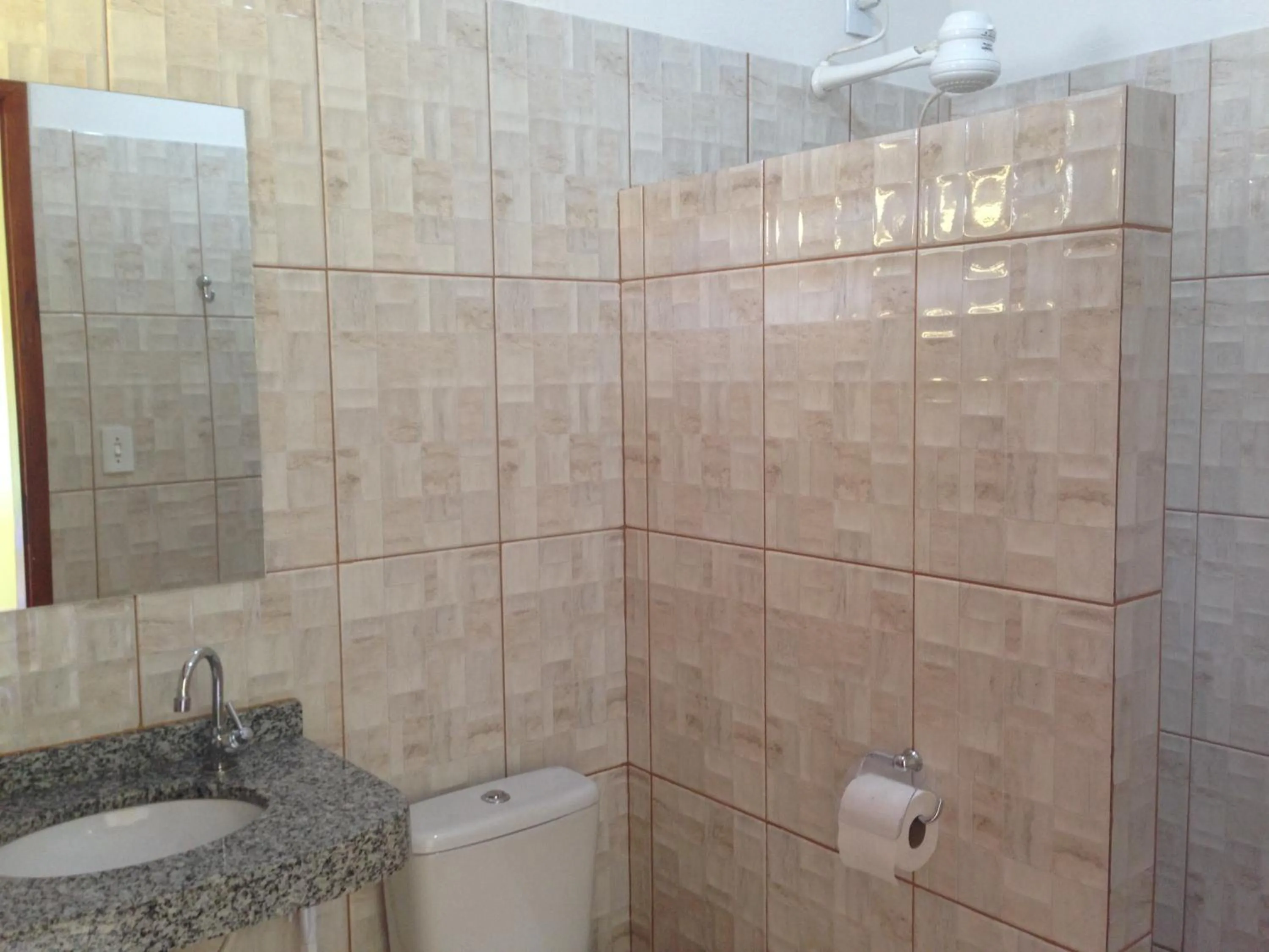 Bathroom in Pousada Muiraquitã