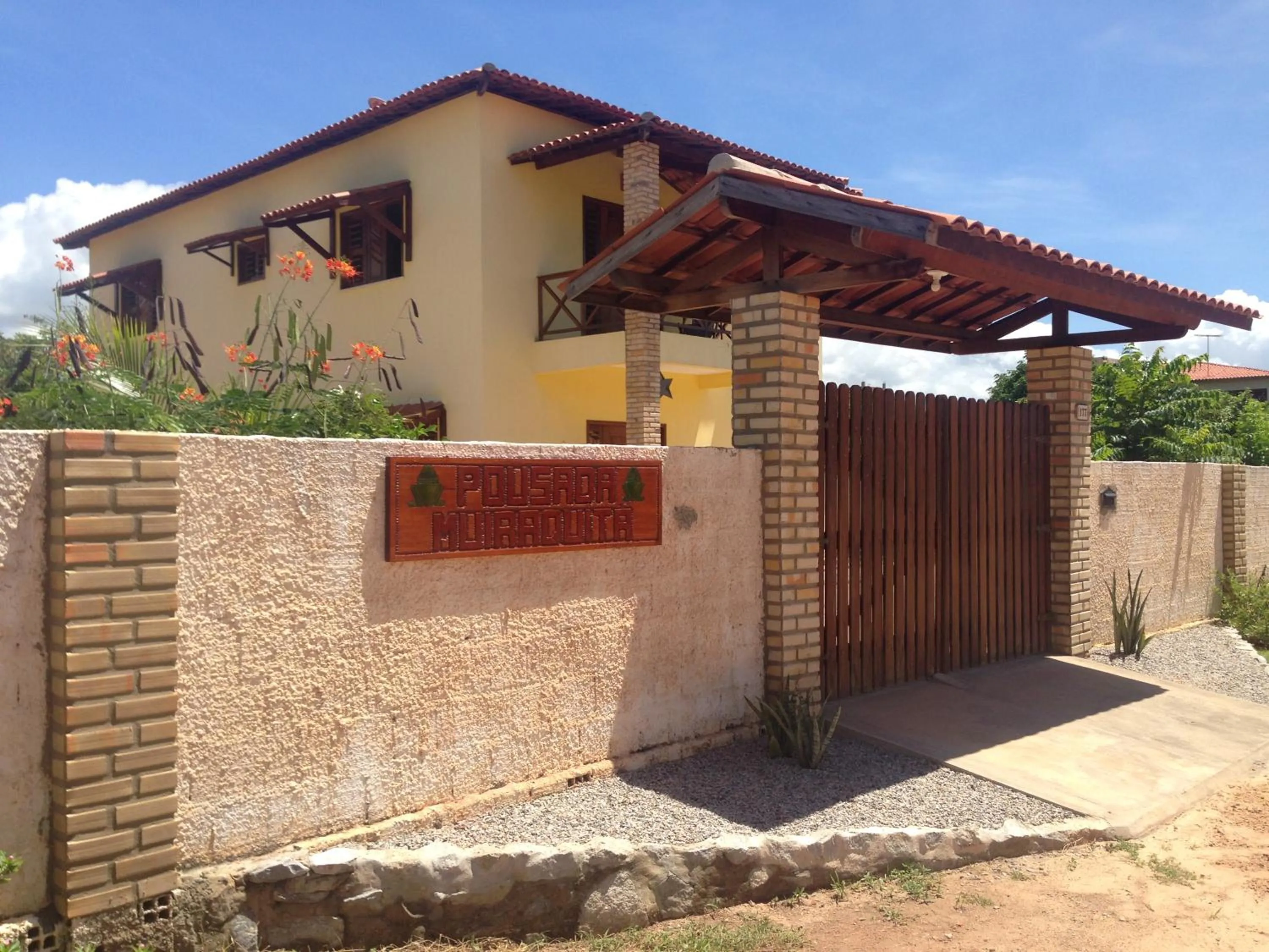 Property building in Pousada Muiraquitã
