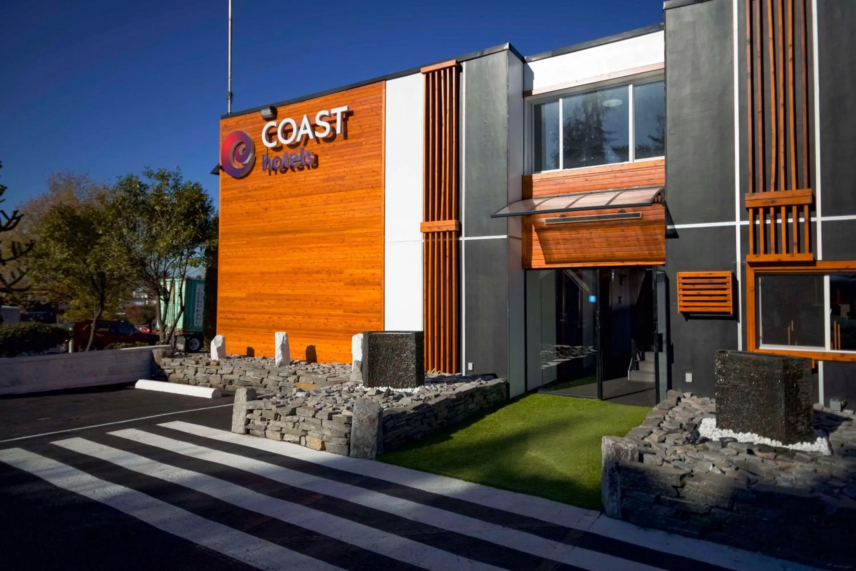 Property building in Coast Metro Vancouver Hotel