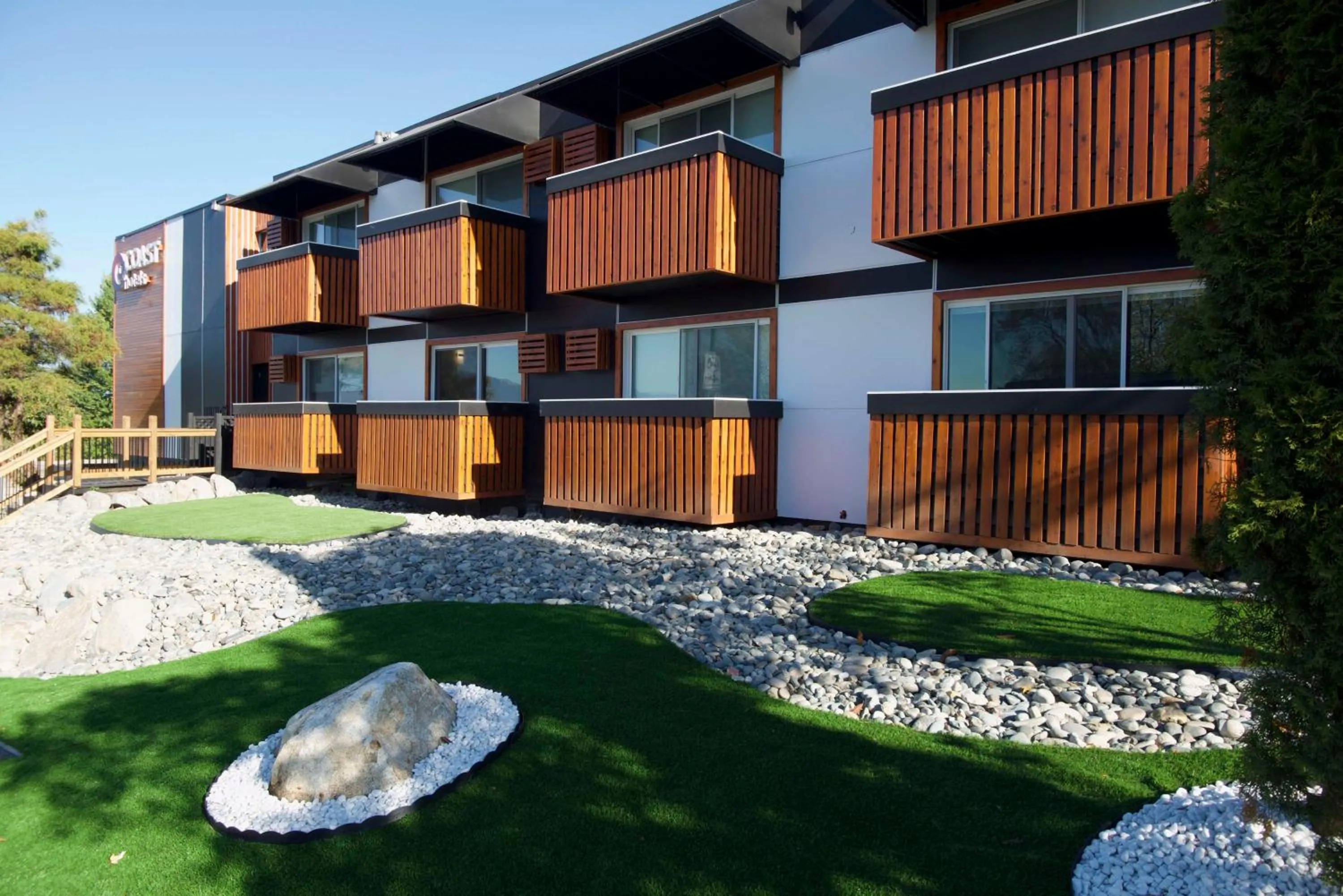 Property building in Coast Metro Vancouver Hotel