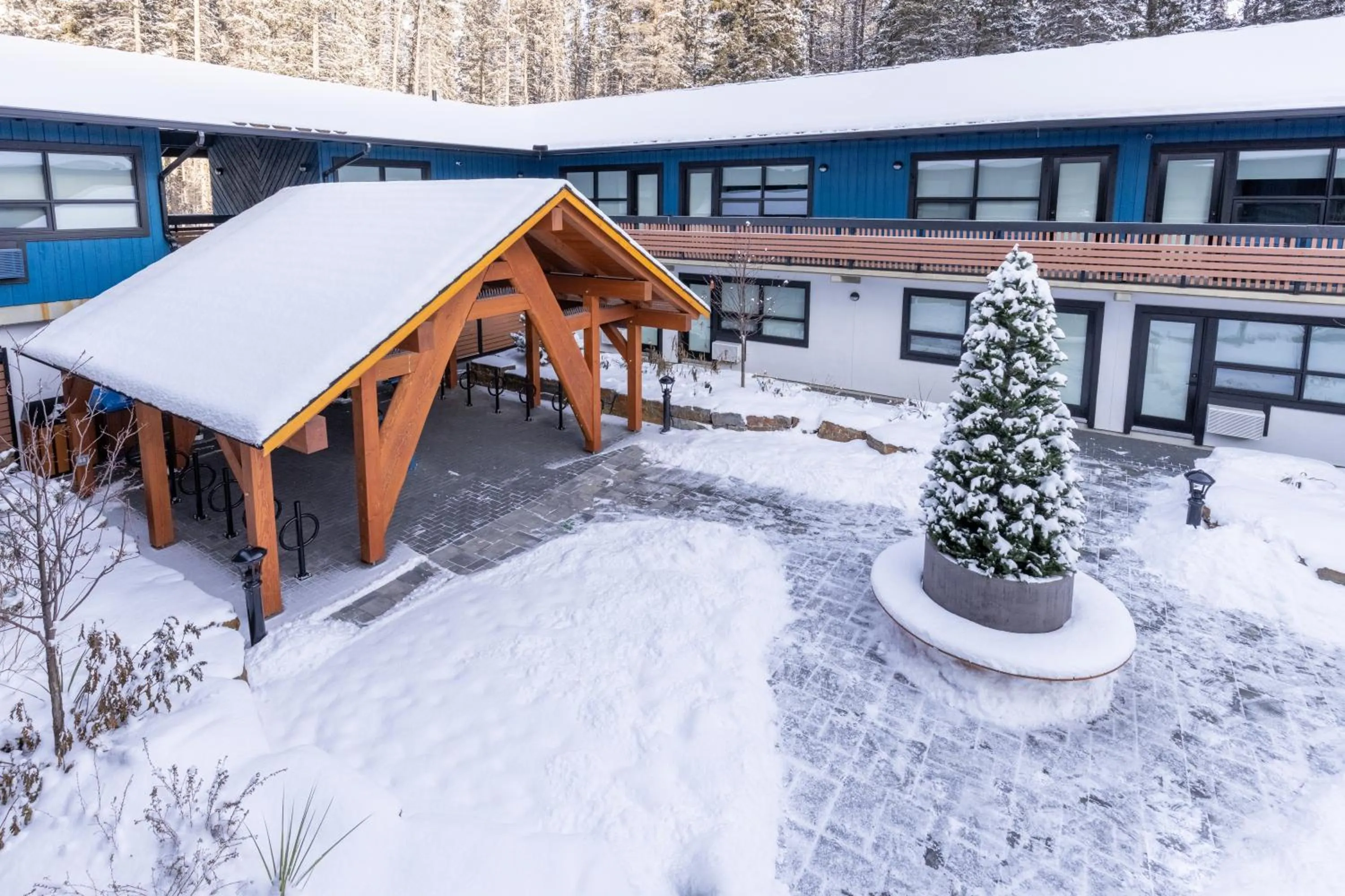 Property building in The Dorothy Motel