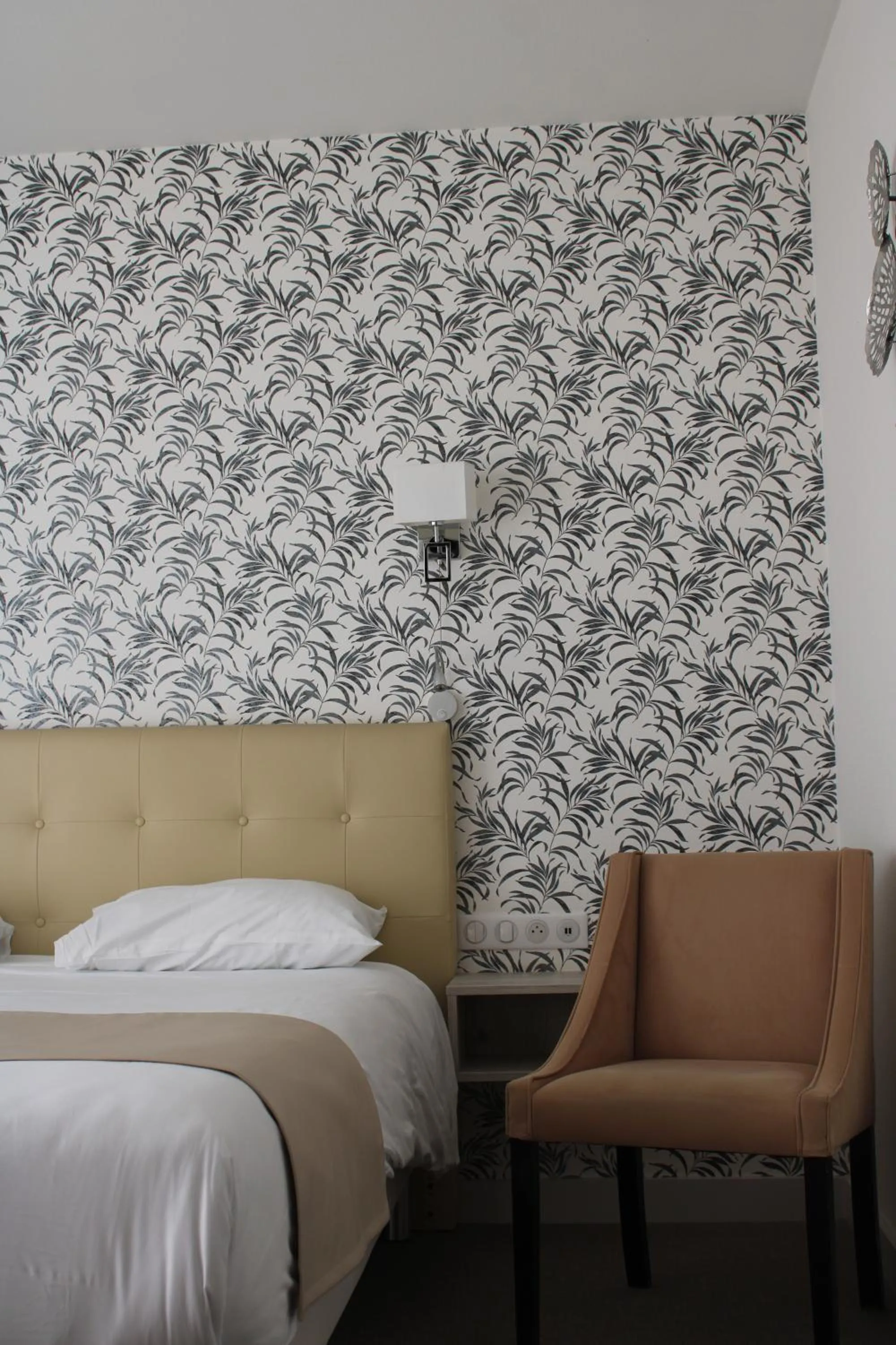 Bed in Urban Style L'Etape