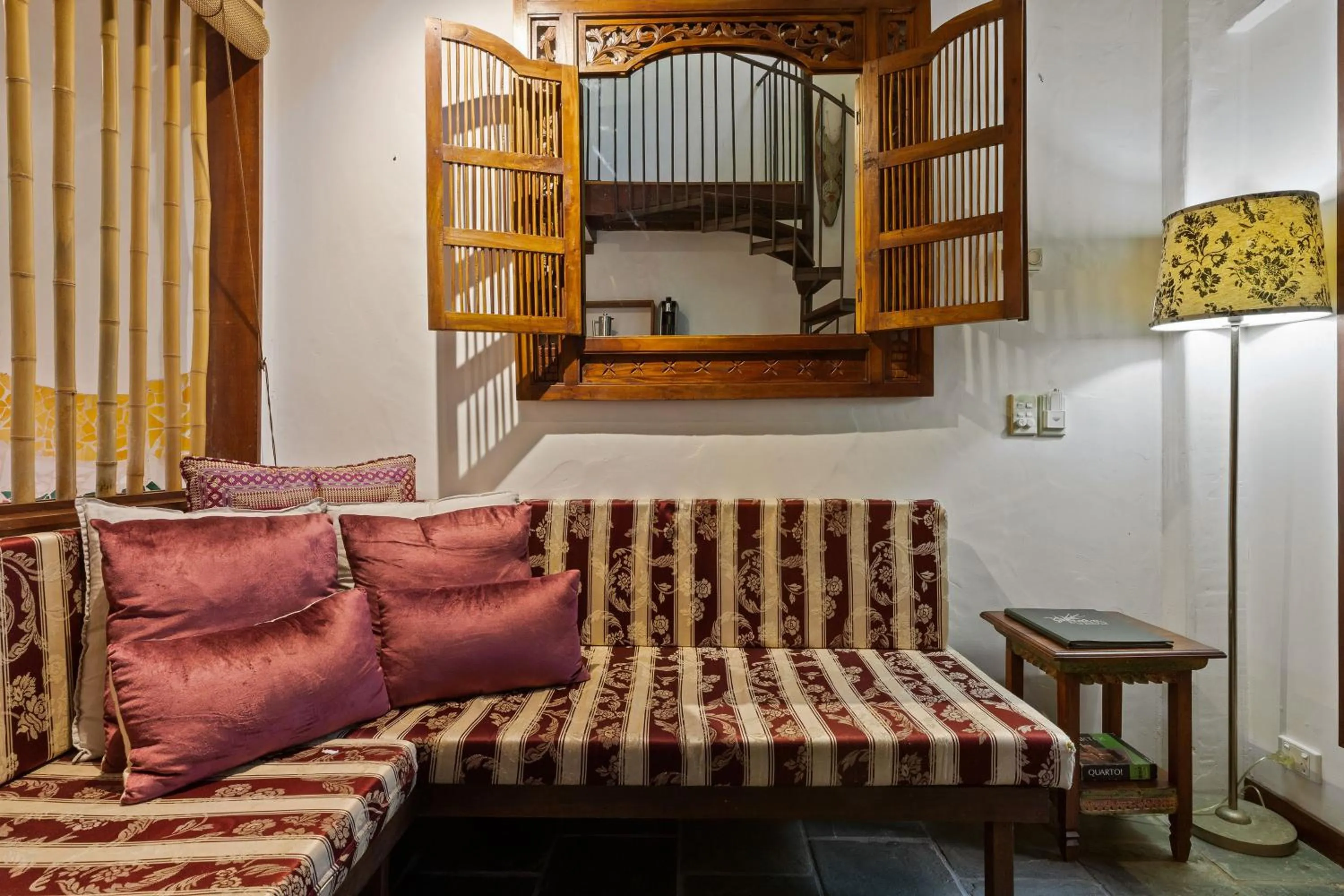 Seating area in Garden Burees