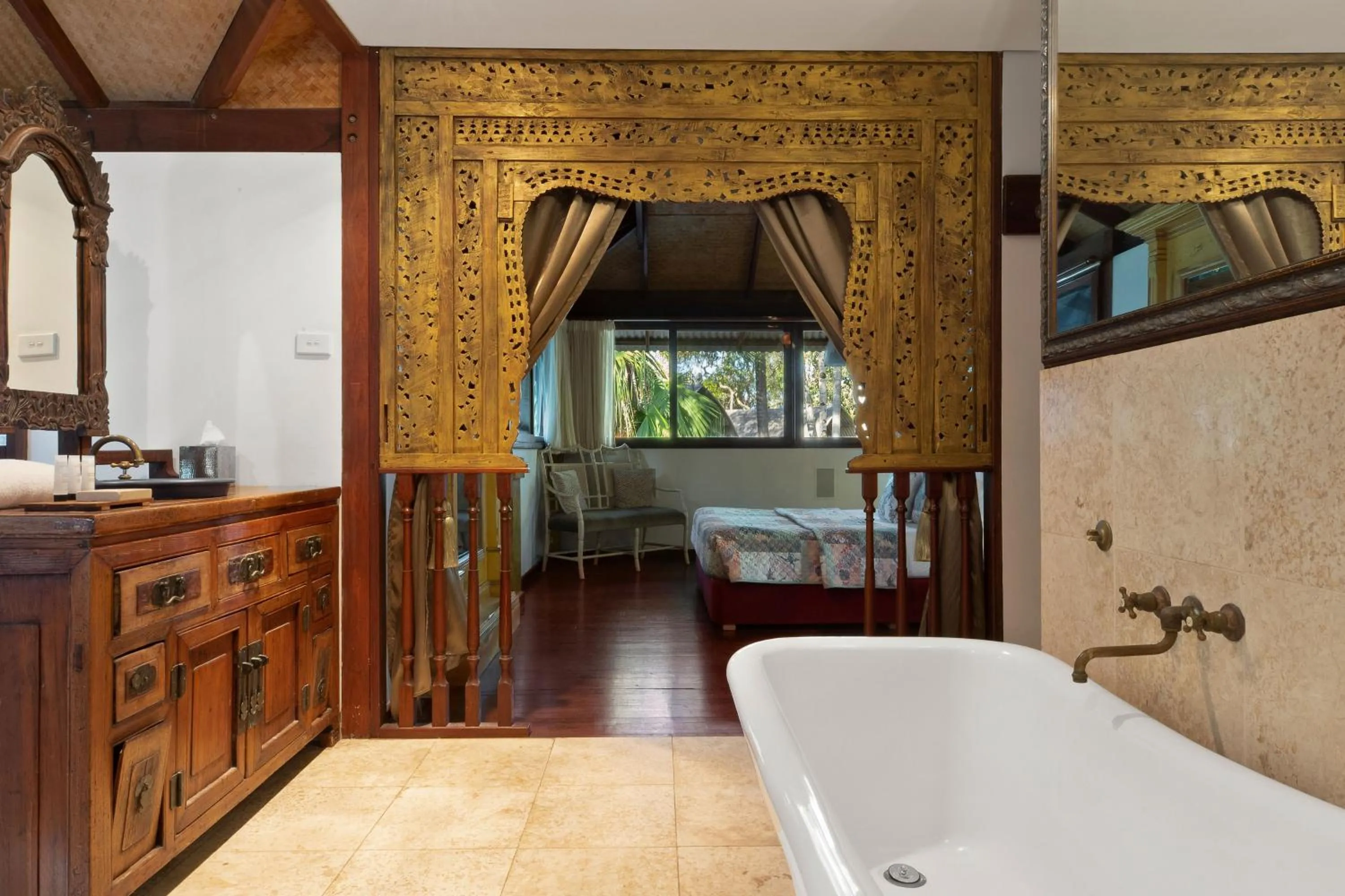 Bathroom in Garden Burees