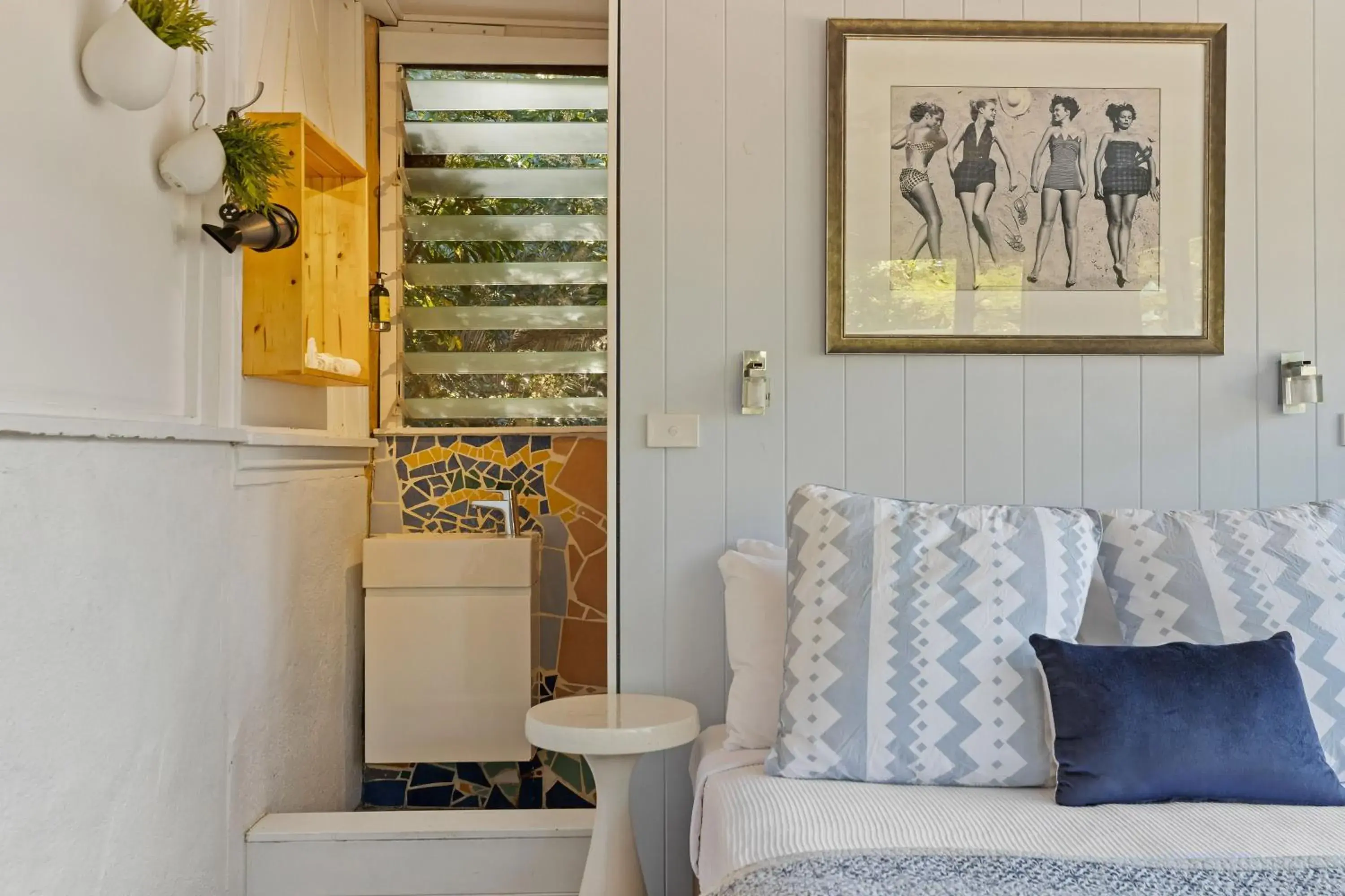 Studio Gallery in Garden Burees Studio Gallery in Garden Burees