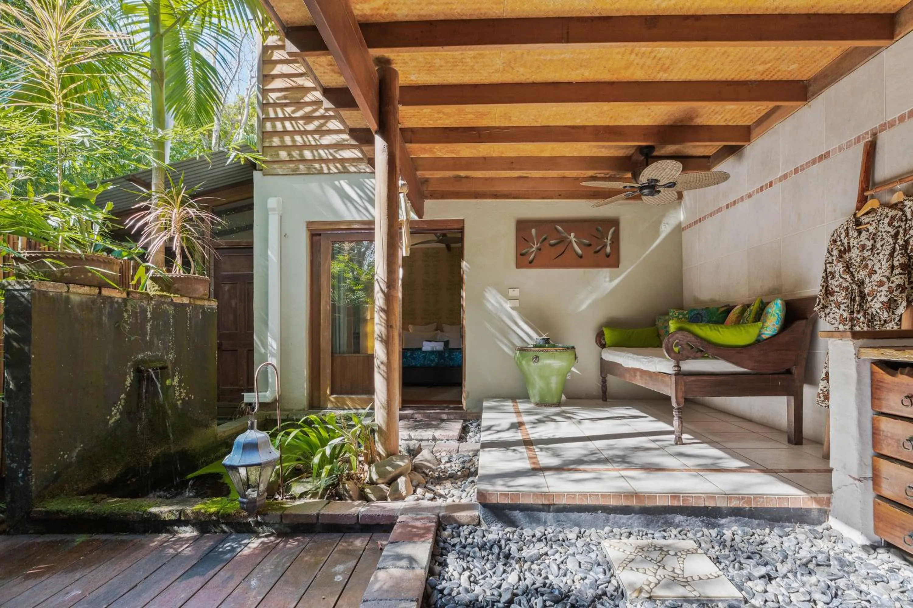 Seating area in Garden Burees