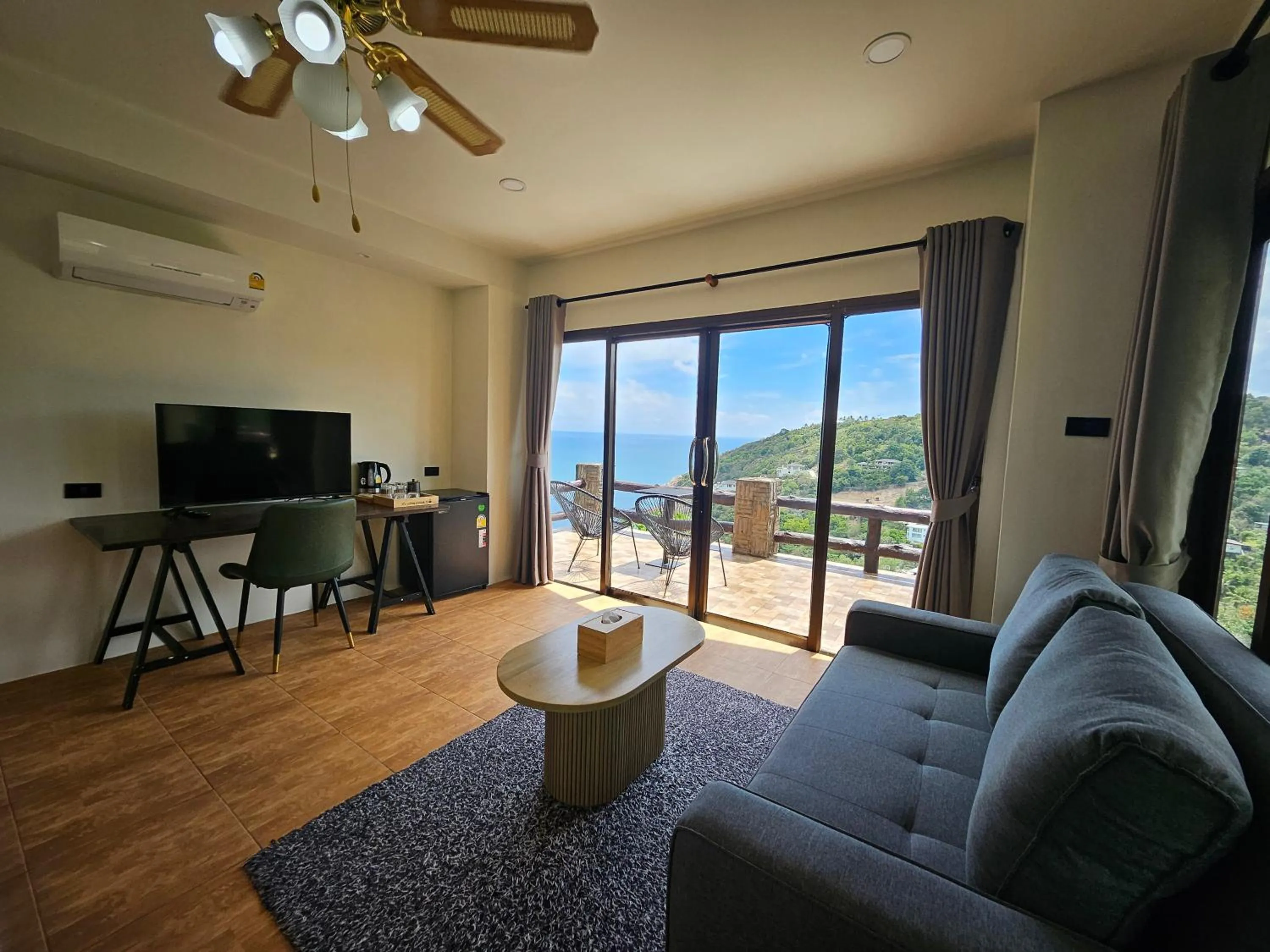 Photo of the whole room in Phangan Utopia Resort