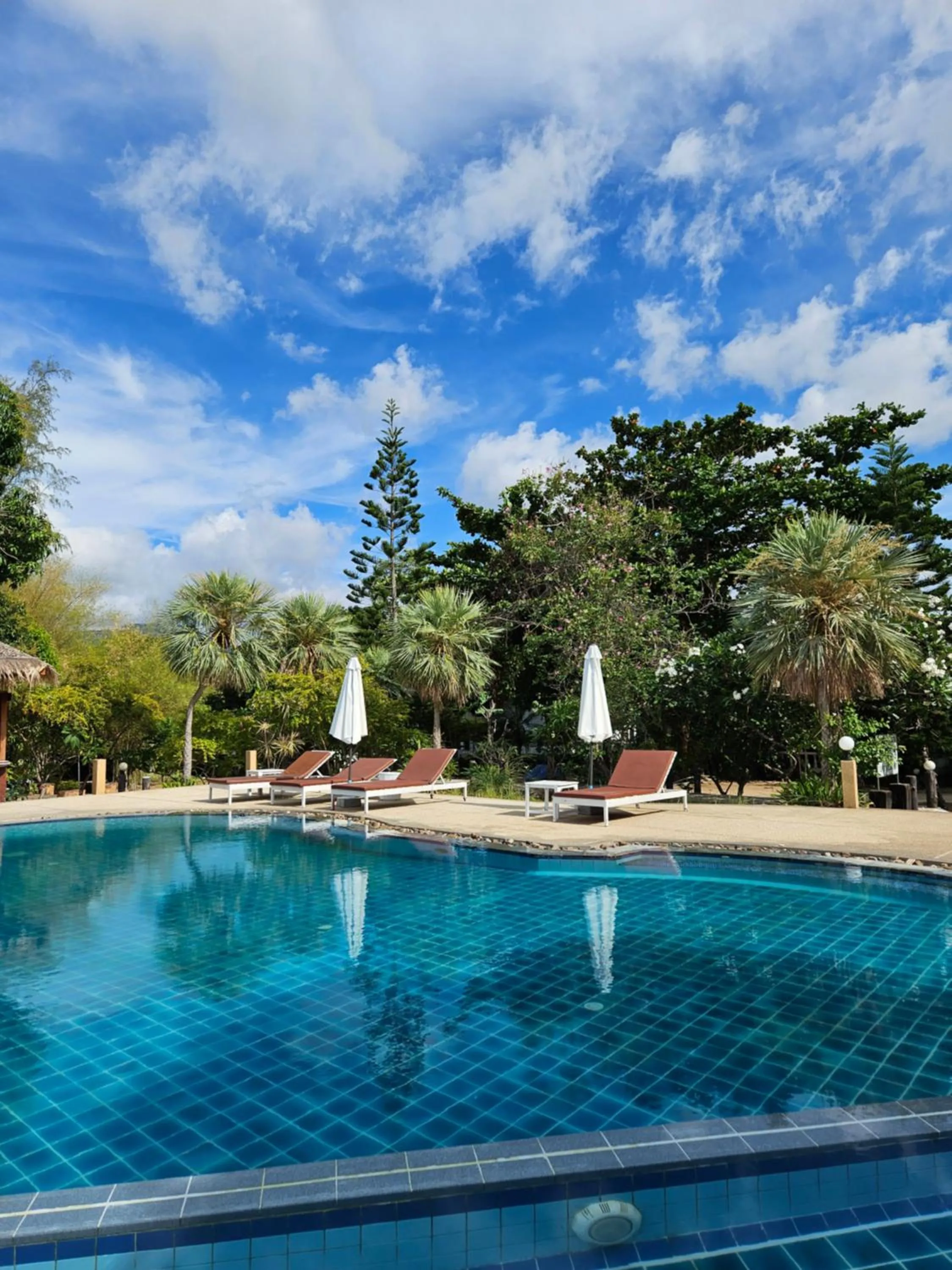 Swimming pool in Phangan Utopia Resort
