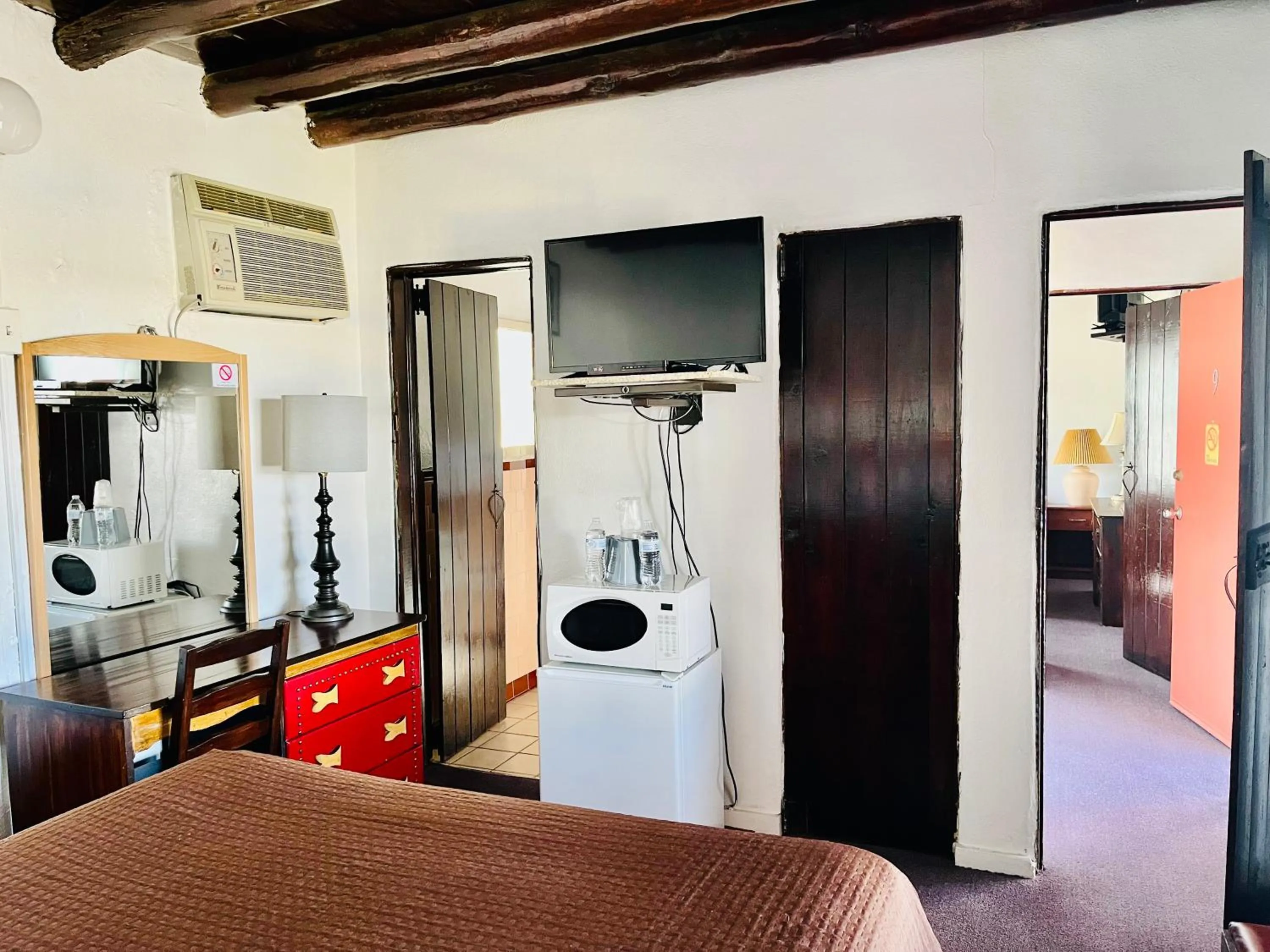 Cottonwood Court Motel