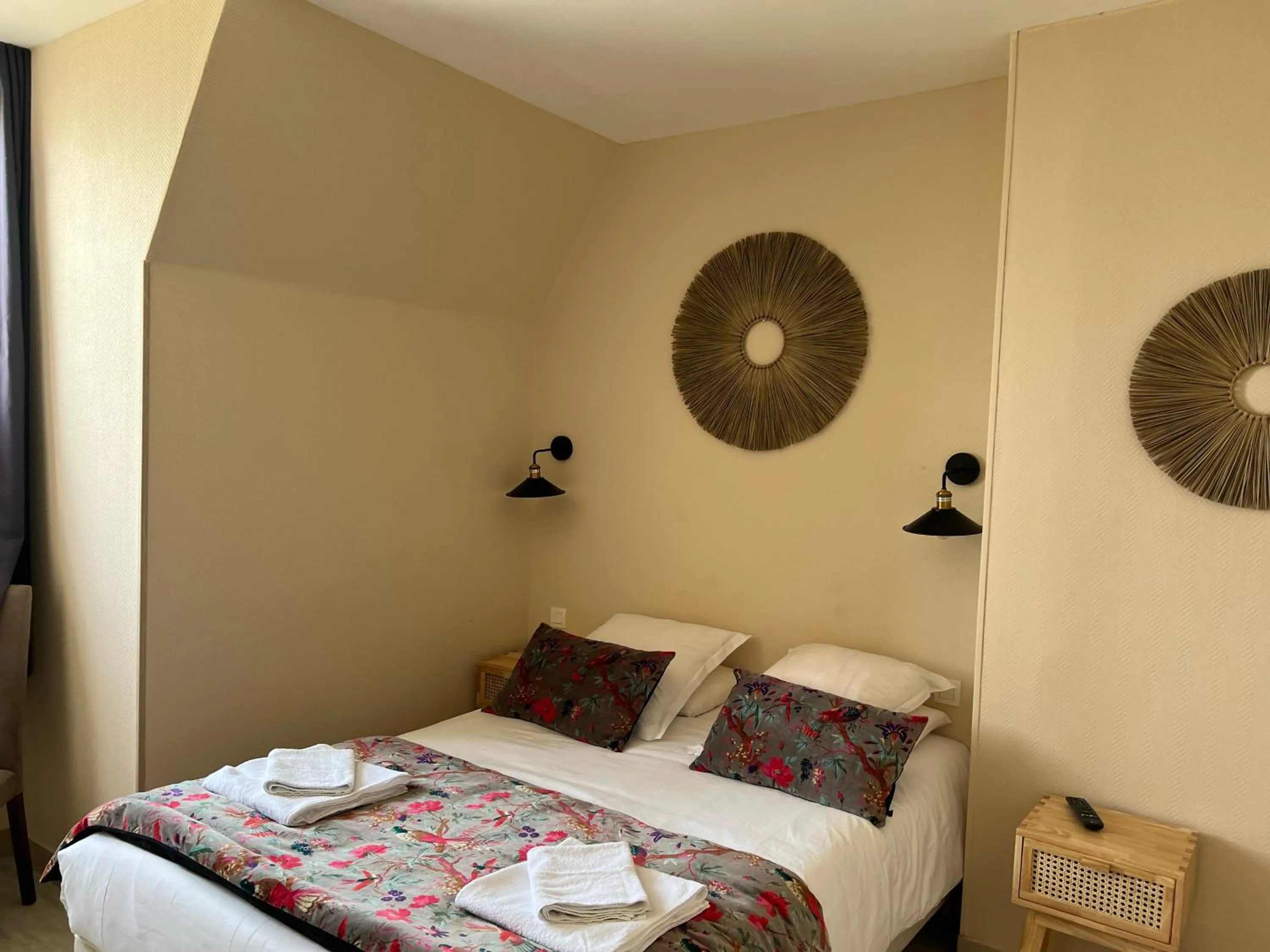 Bed in Boutique Hôtel La Maison des Galets sur le front de mer