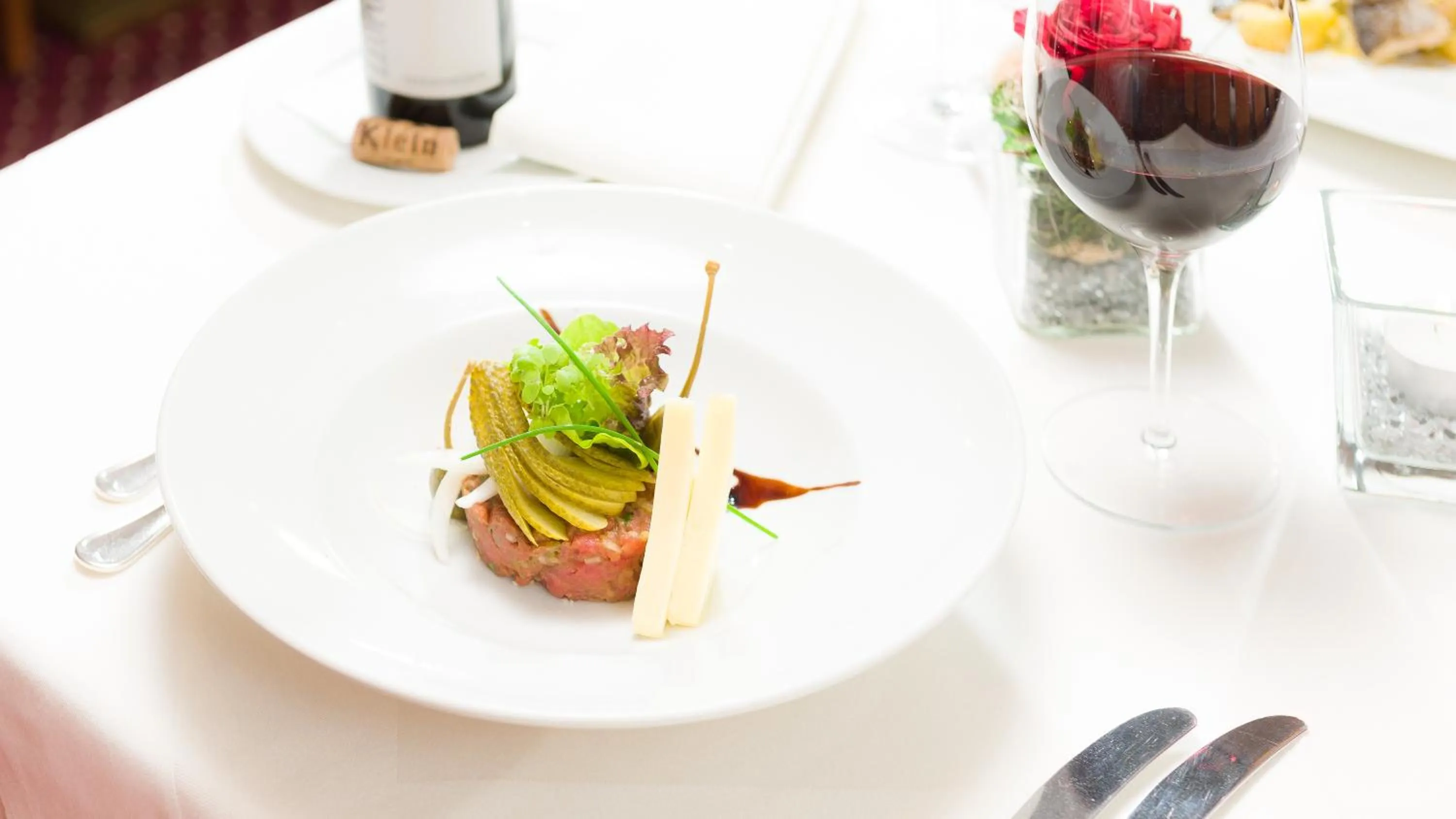 Food and drinks in Hotel Marko