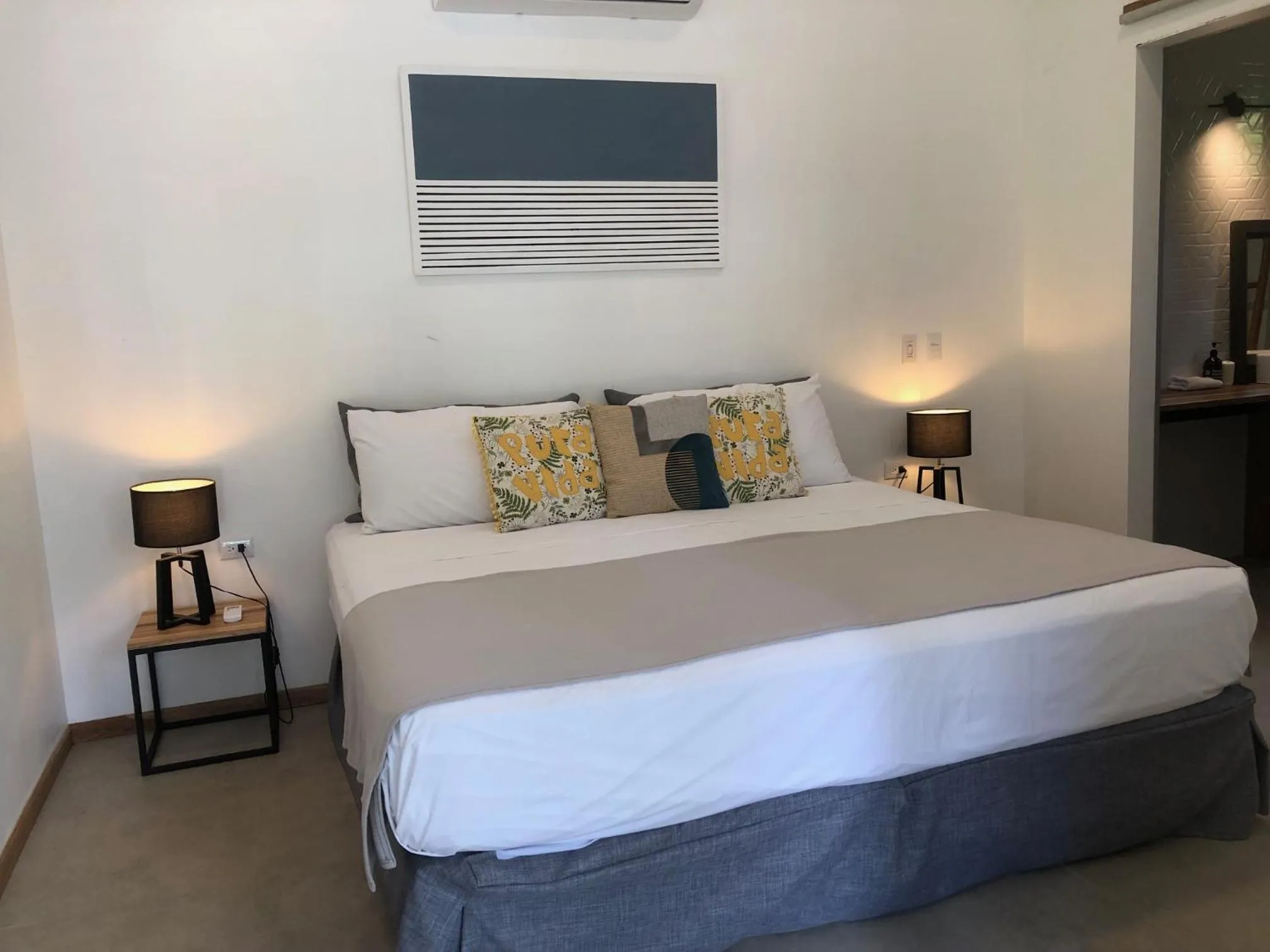 Photo of the whole room, Bed in Rancho Capulin B&B