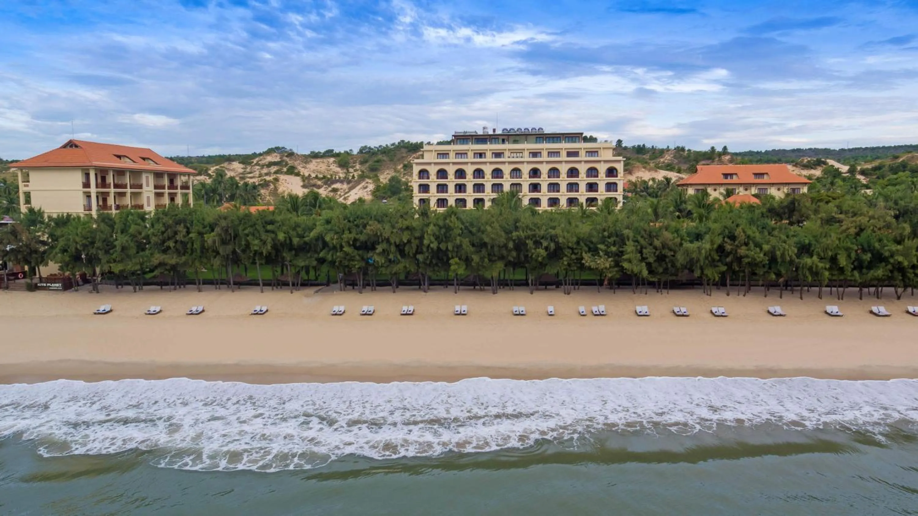 Beach in Sunny Beach Resort & Spa Mui Ne