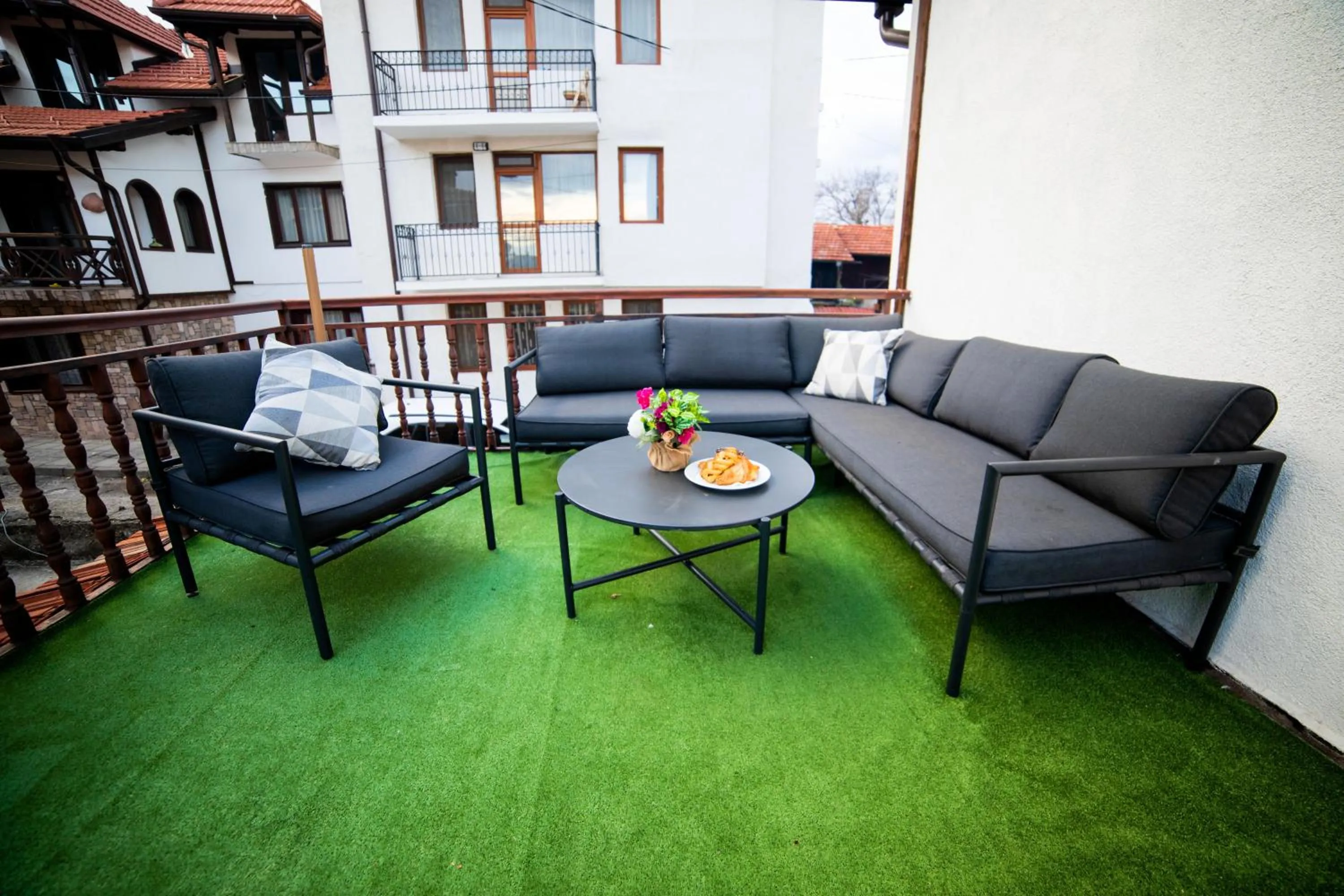 Velinov Boutique Hotel with Free Shuttle