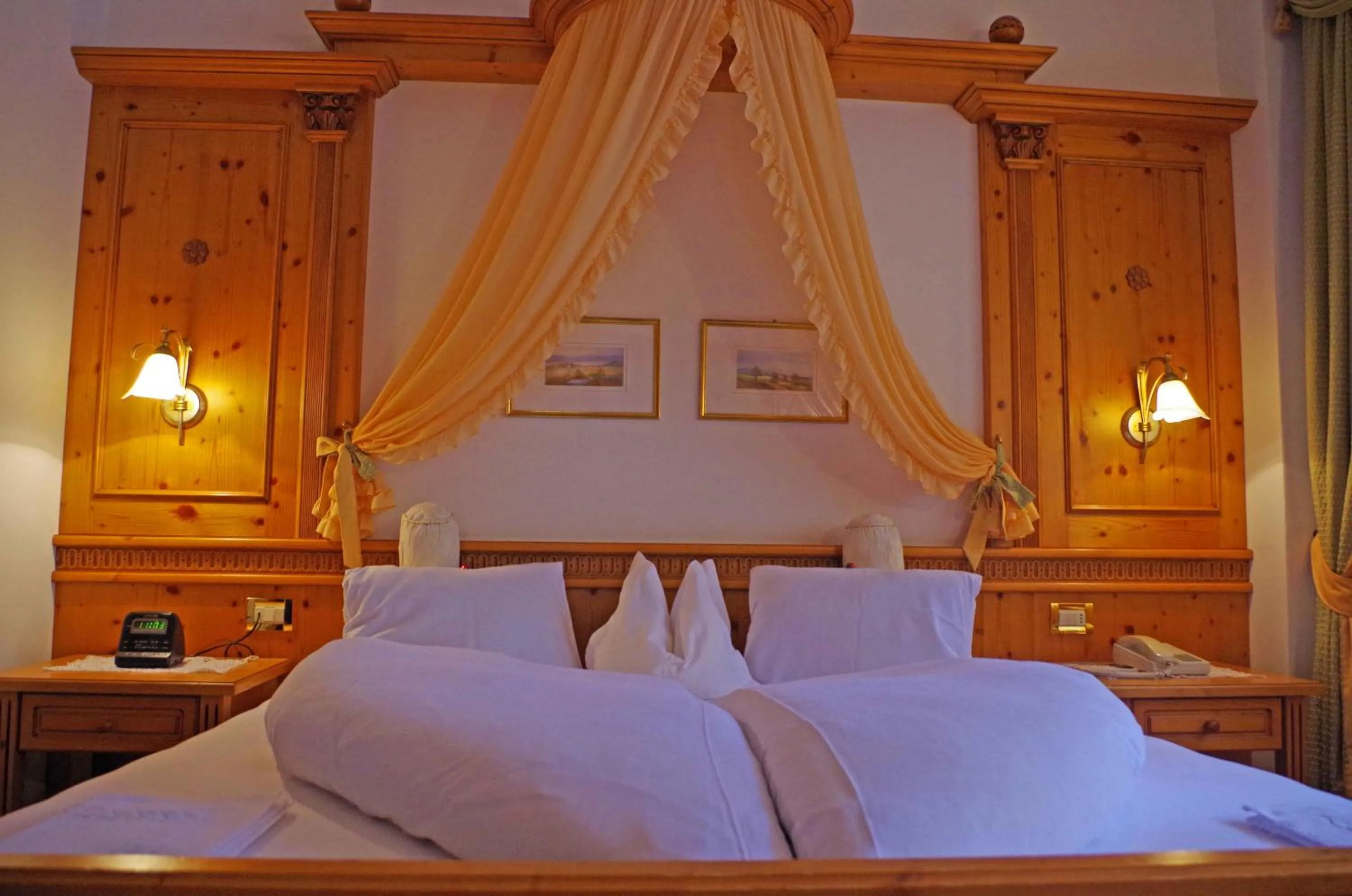 Bed in Hotel Bergland