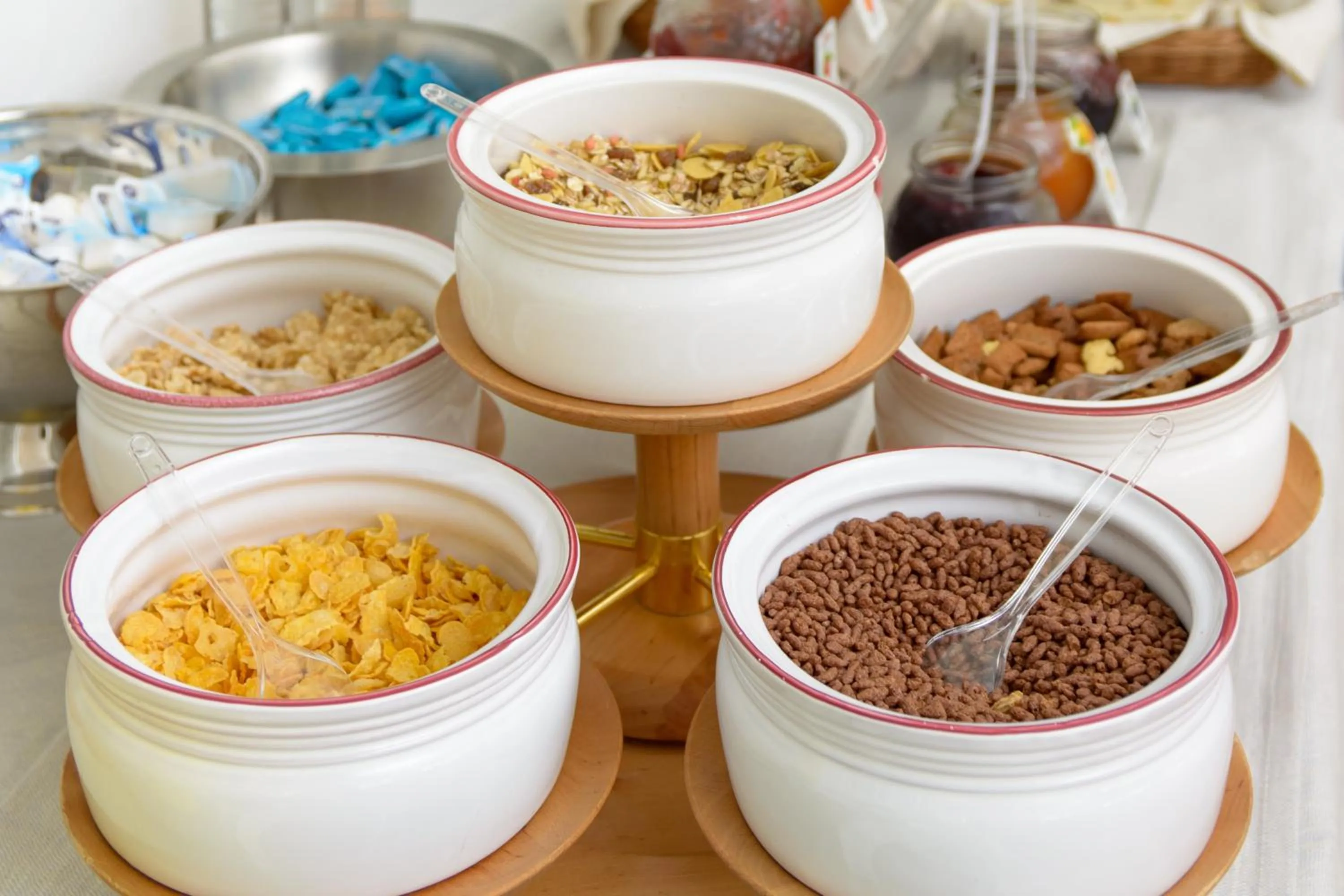 Buffet breakfast in Hotel Smeraldo