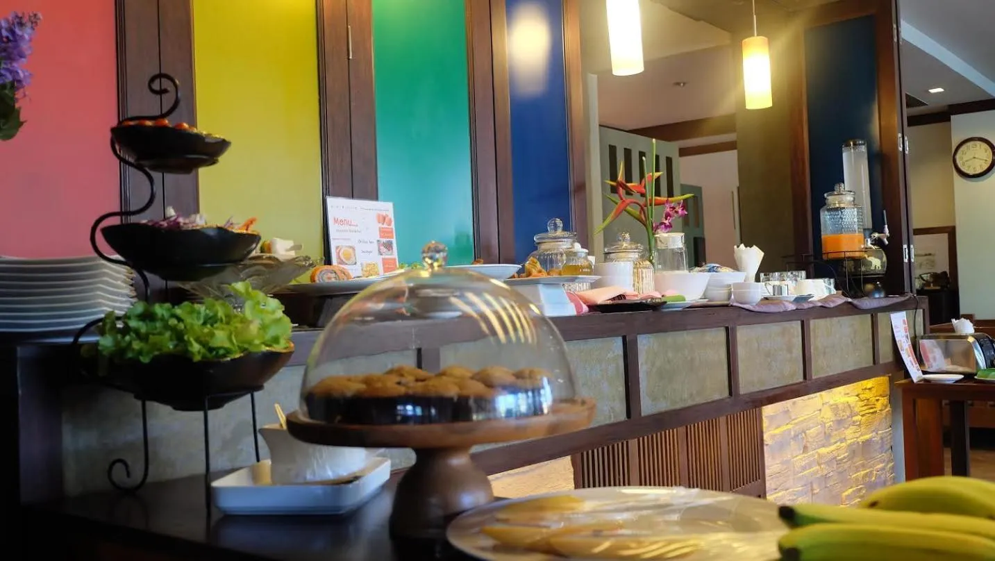 Buffet breakfast in Lanta Mermaid Boutique House