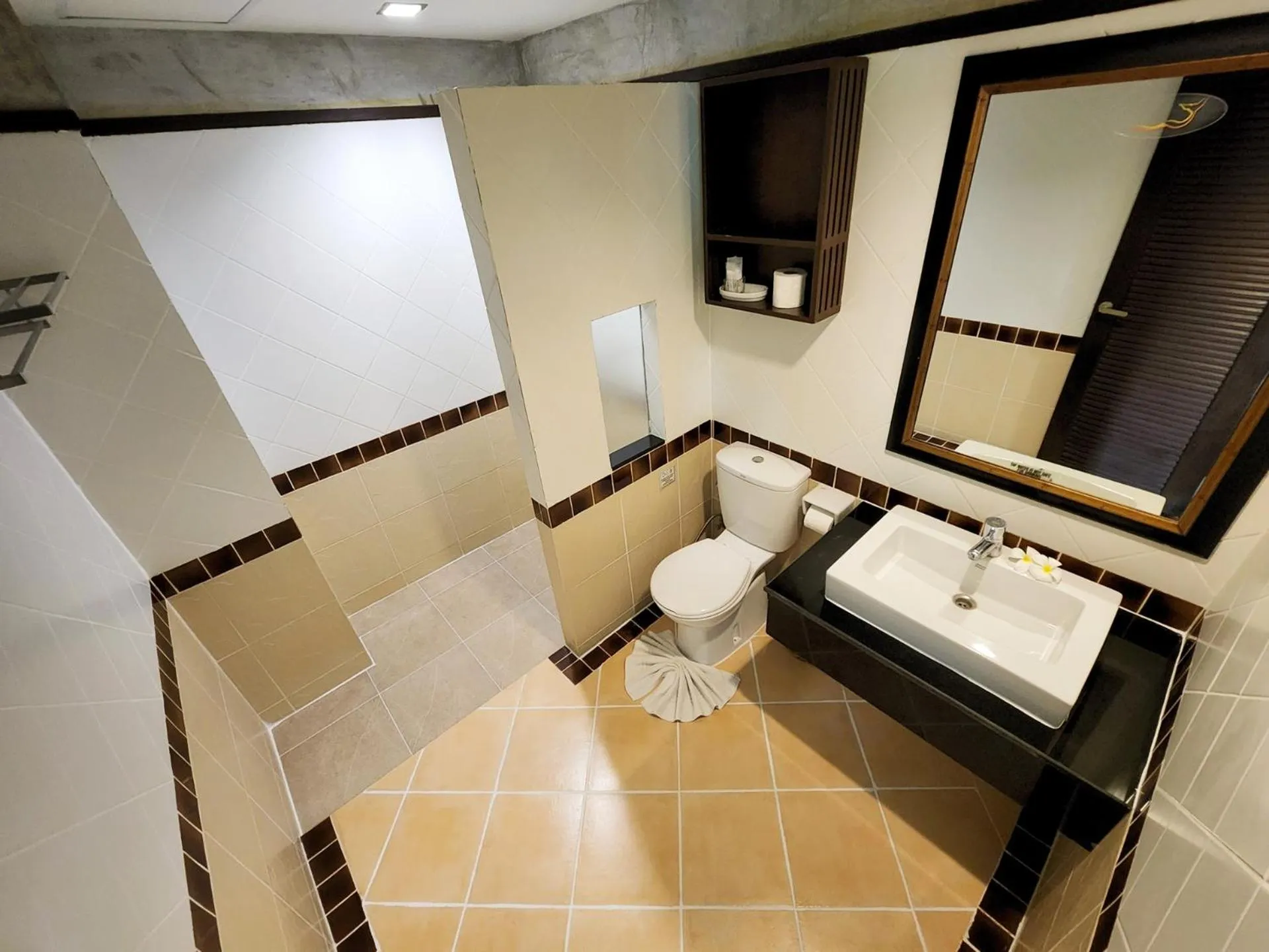 Toilet in Lanta Mermaid Boutique House