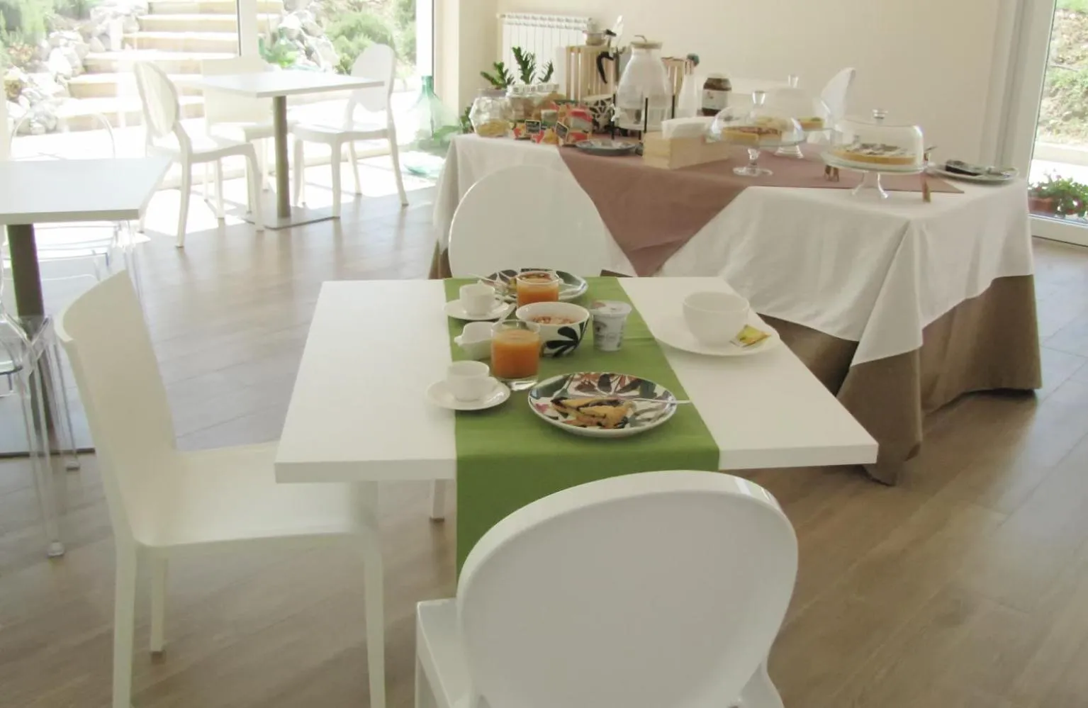 Breakfast in SOHO B&B