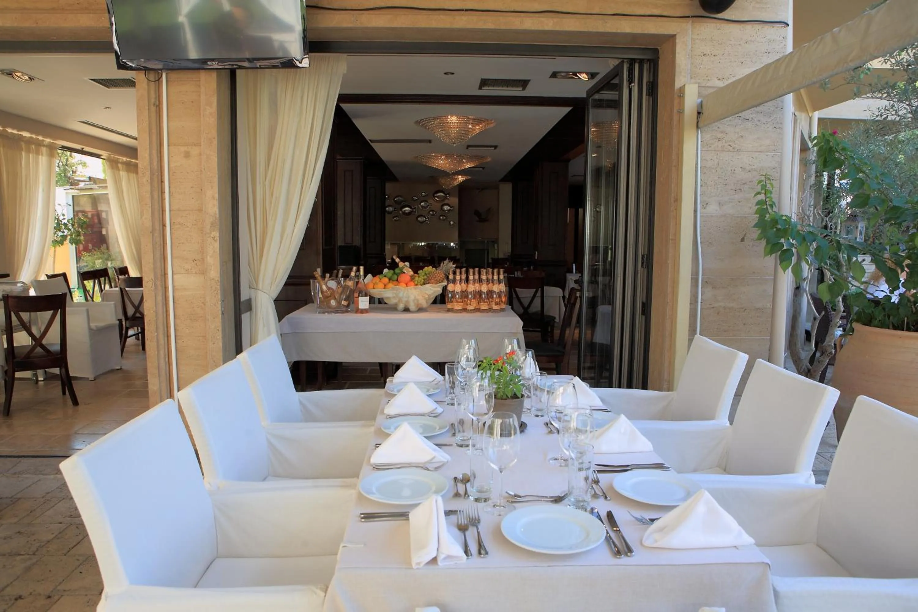 Restaurant/places to eat in Park Hotel Sandanski