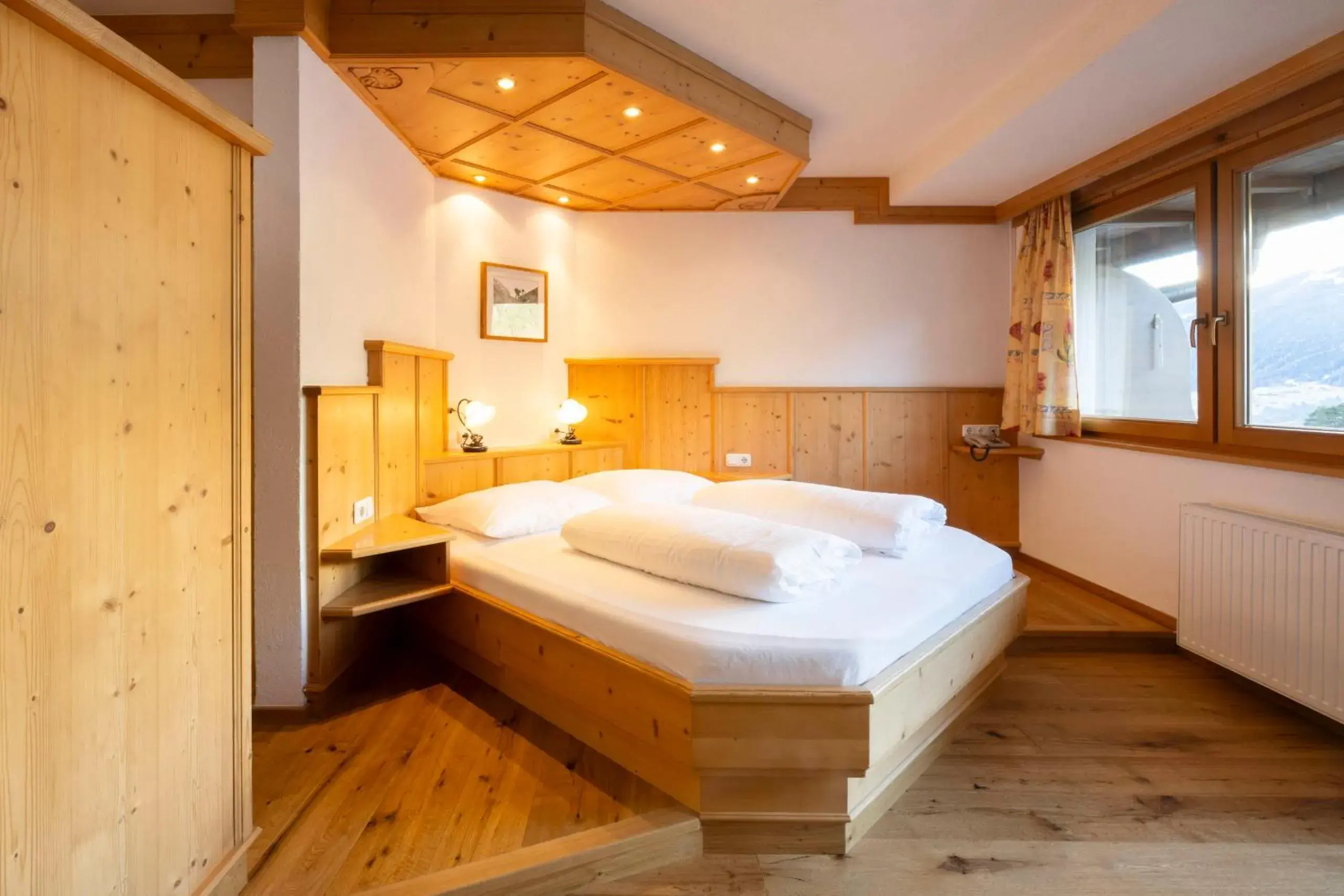 Deluxe Double or Twin Room - single occupancy in Hotel Bergkranz Deluxe Double or Twin Room - single occupancy in Hotel Bergkranz