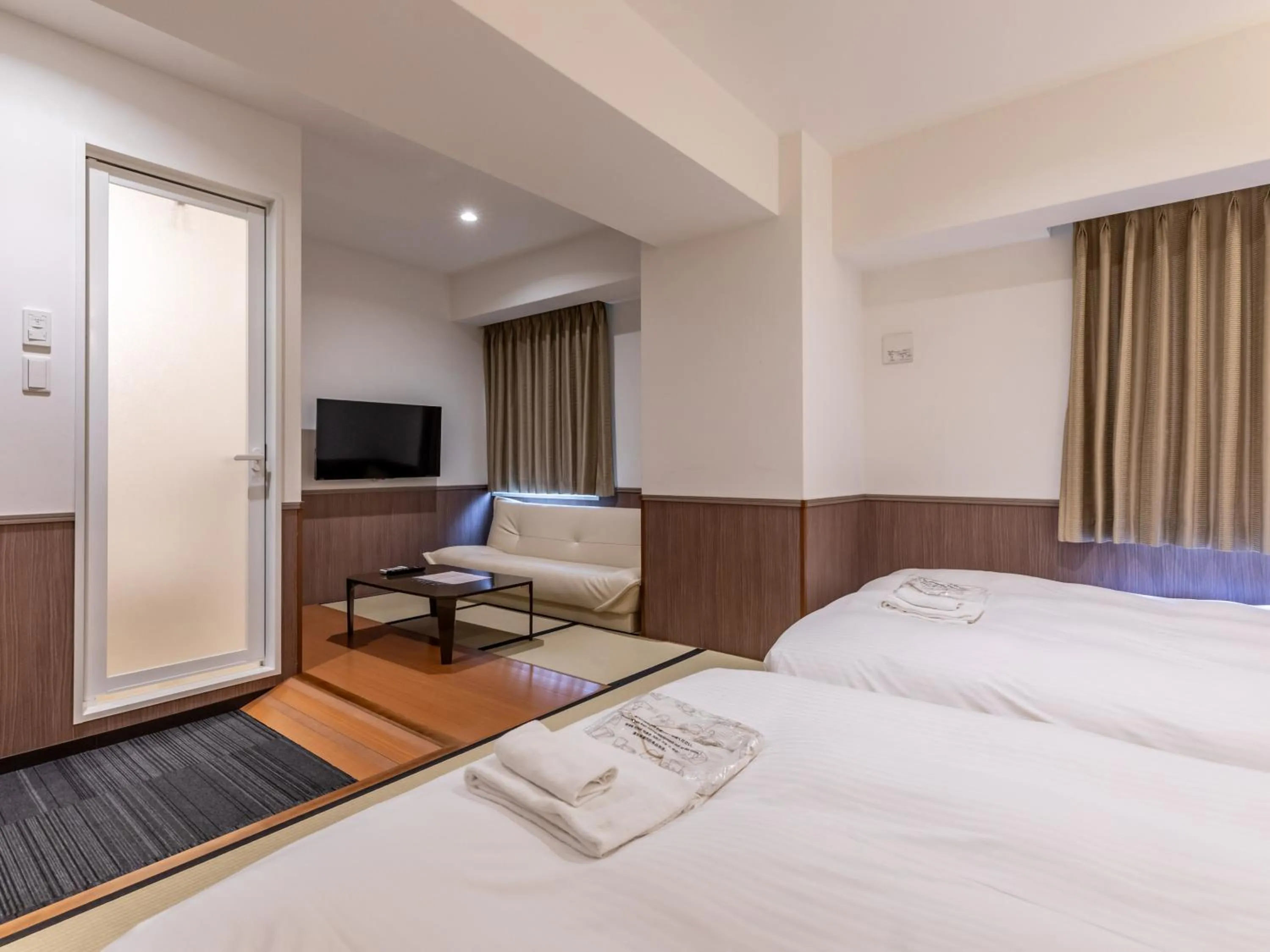 Bed in Hotel Excellence Enmachi Ekimae