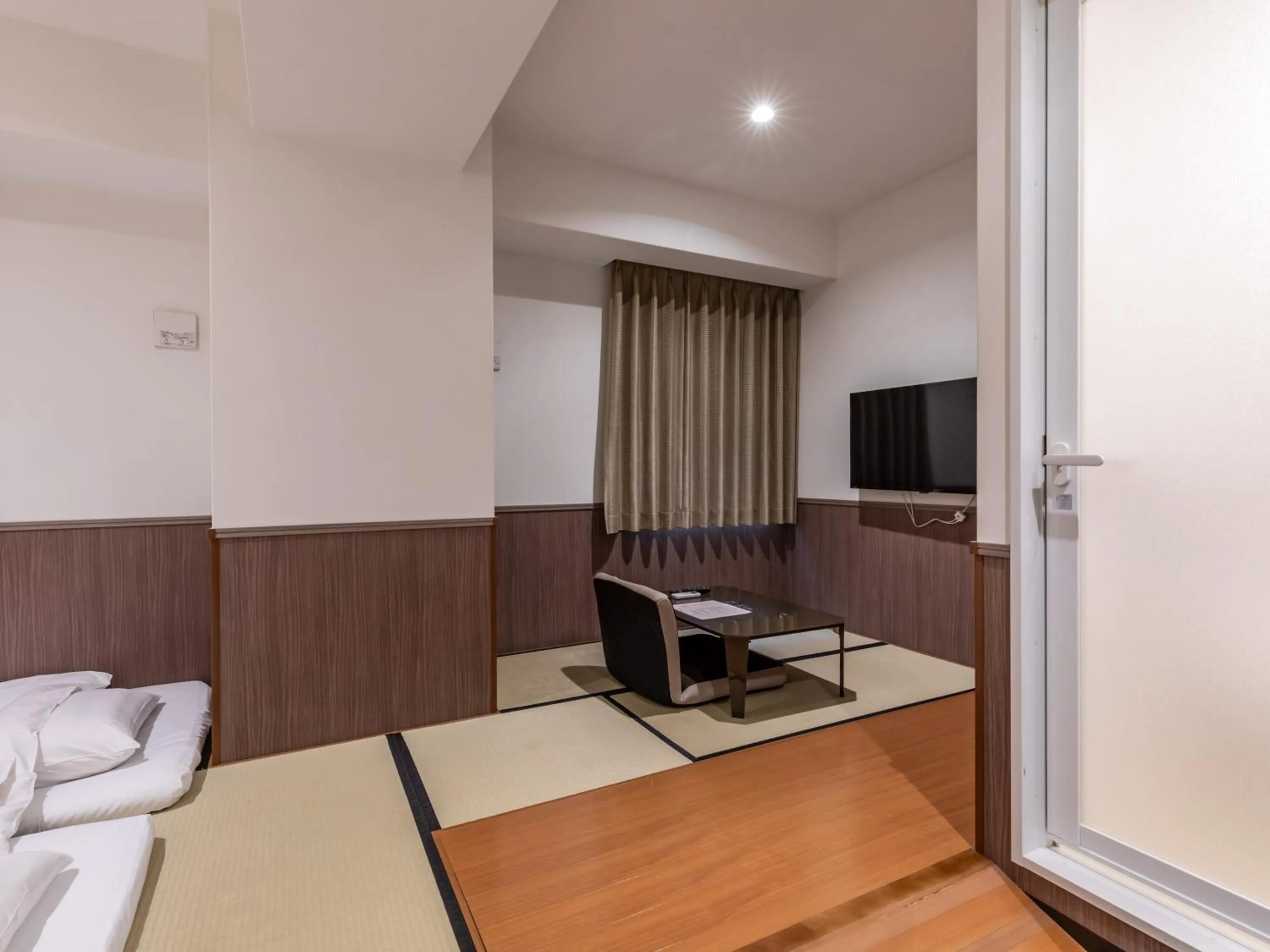 Bed in Hotel Excellence Enmachi Ekimae