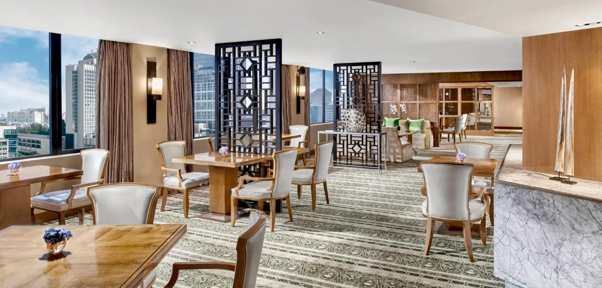 Lounge or bar in Mandarin Oriental, Jakarta