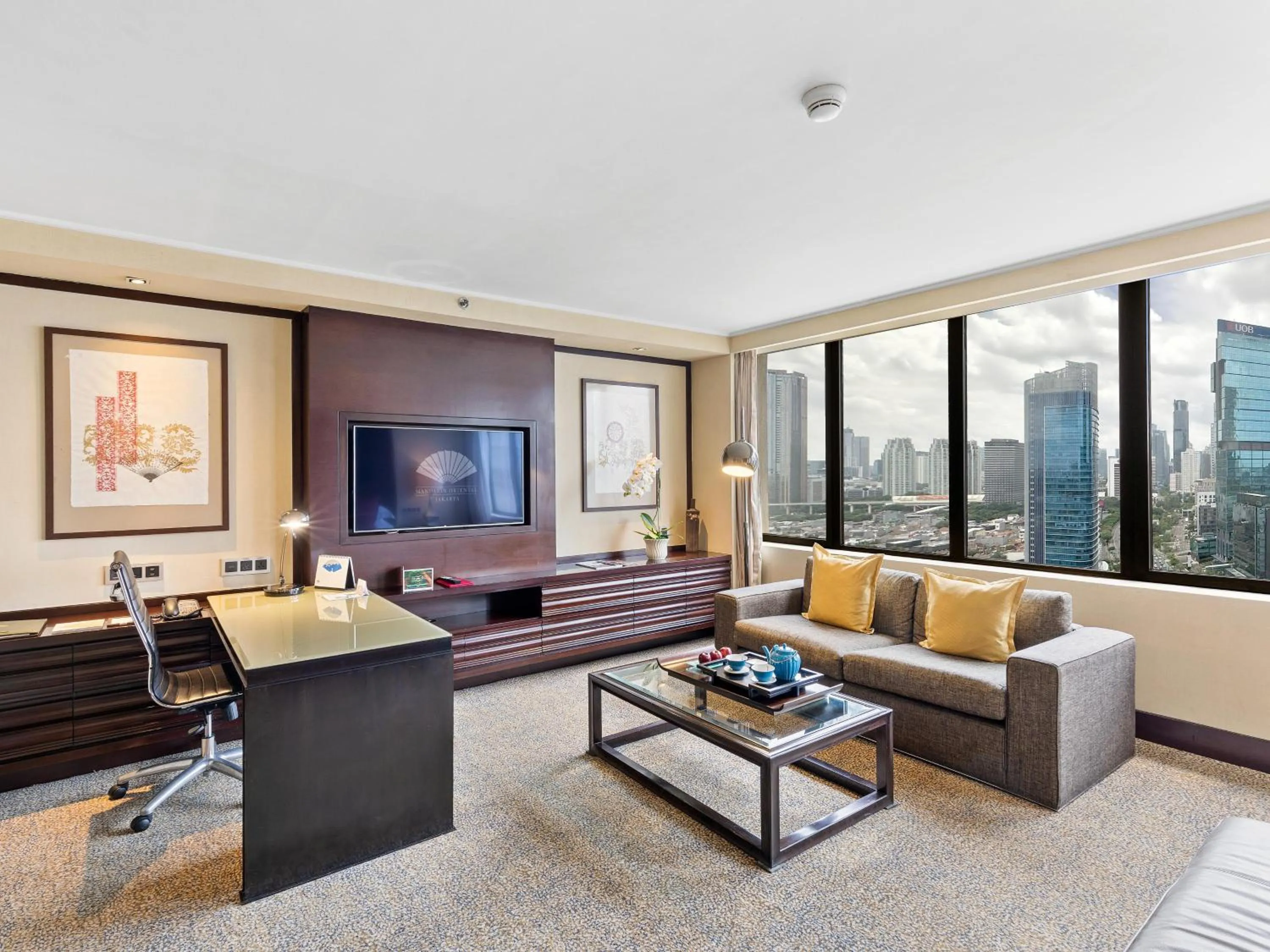 Living room in Mandarin Oriental, Jakarta