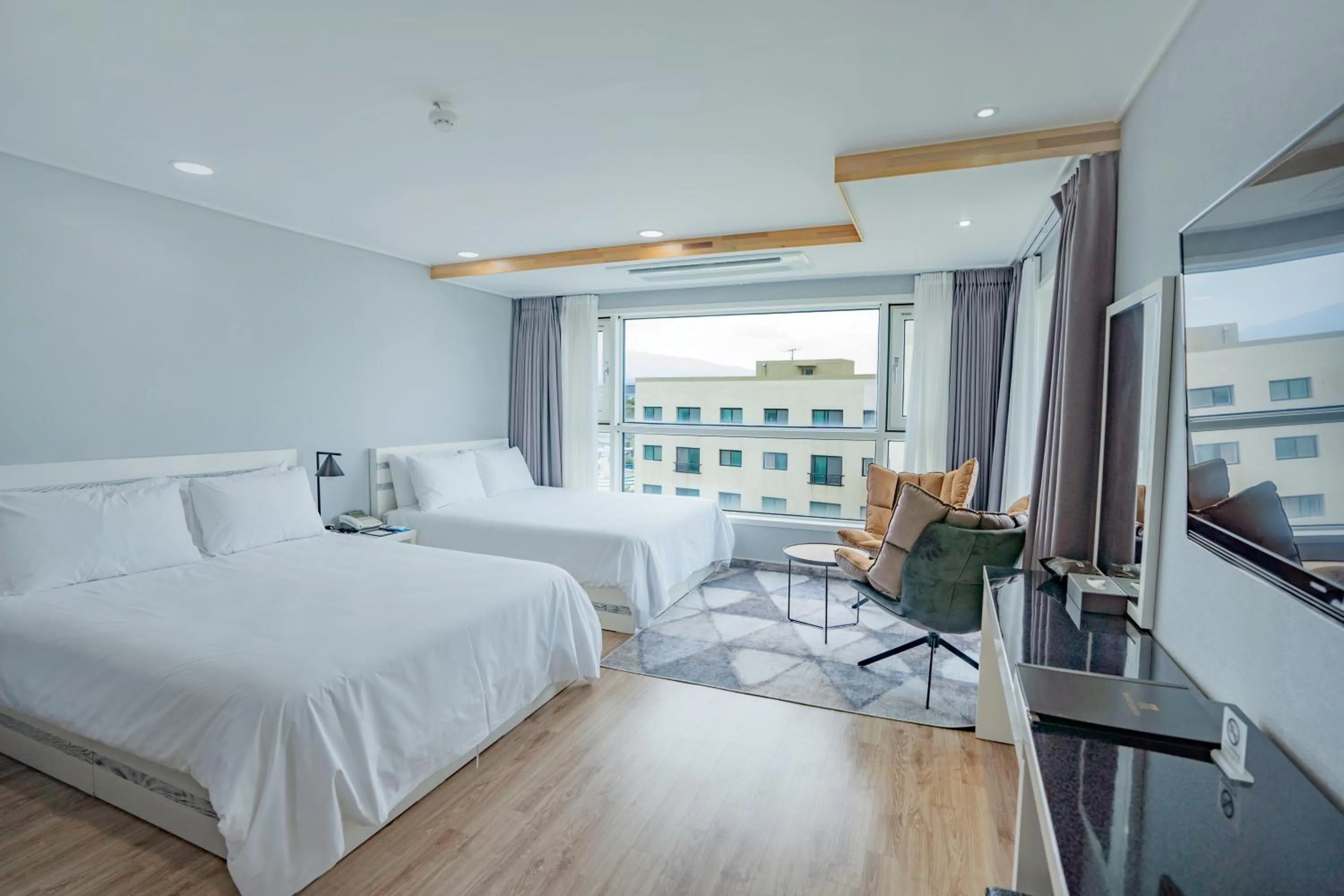 Photo of the whole room, Bed in HOTEL SWEETCASTLE