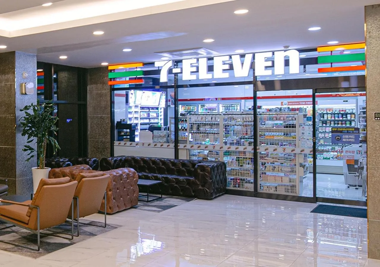 Supermarket/grocery shop in HOTEL SWEETCASTLE