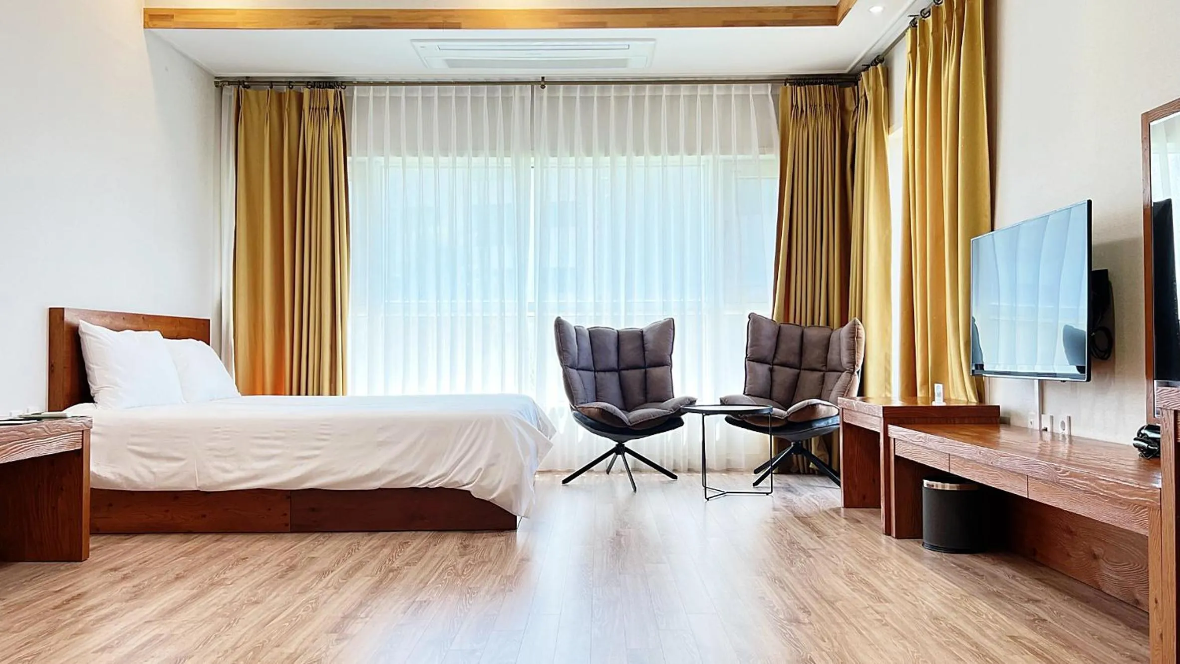 Bedroom, Bed in HOTEL SWEETCASTLE