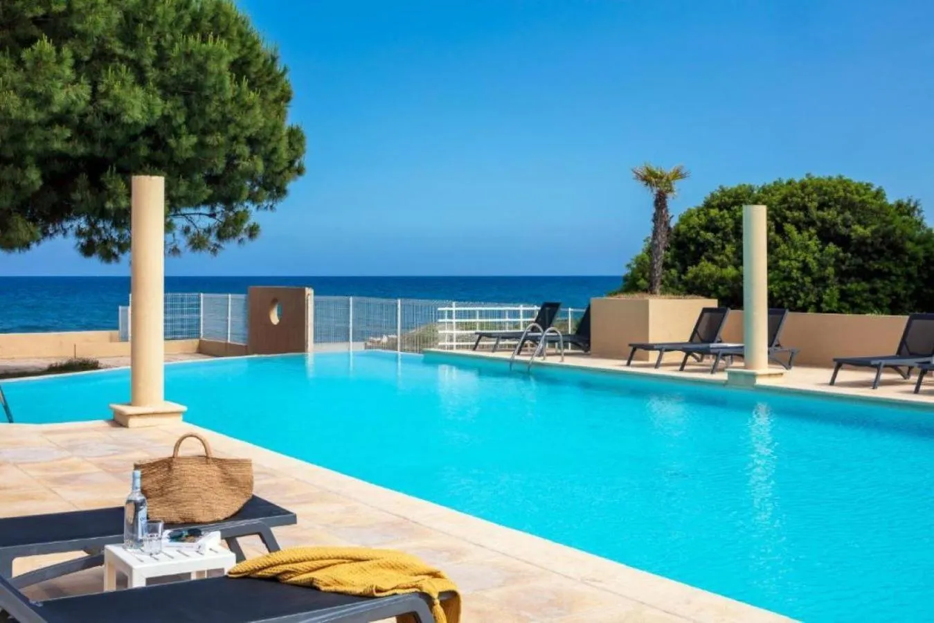 Swimming pool in Résidence Marina Bianca