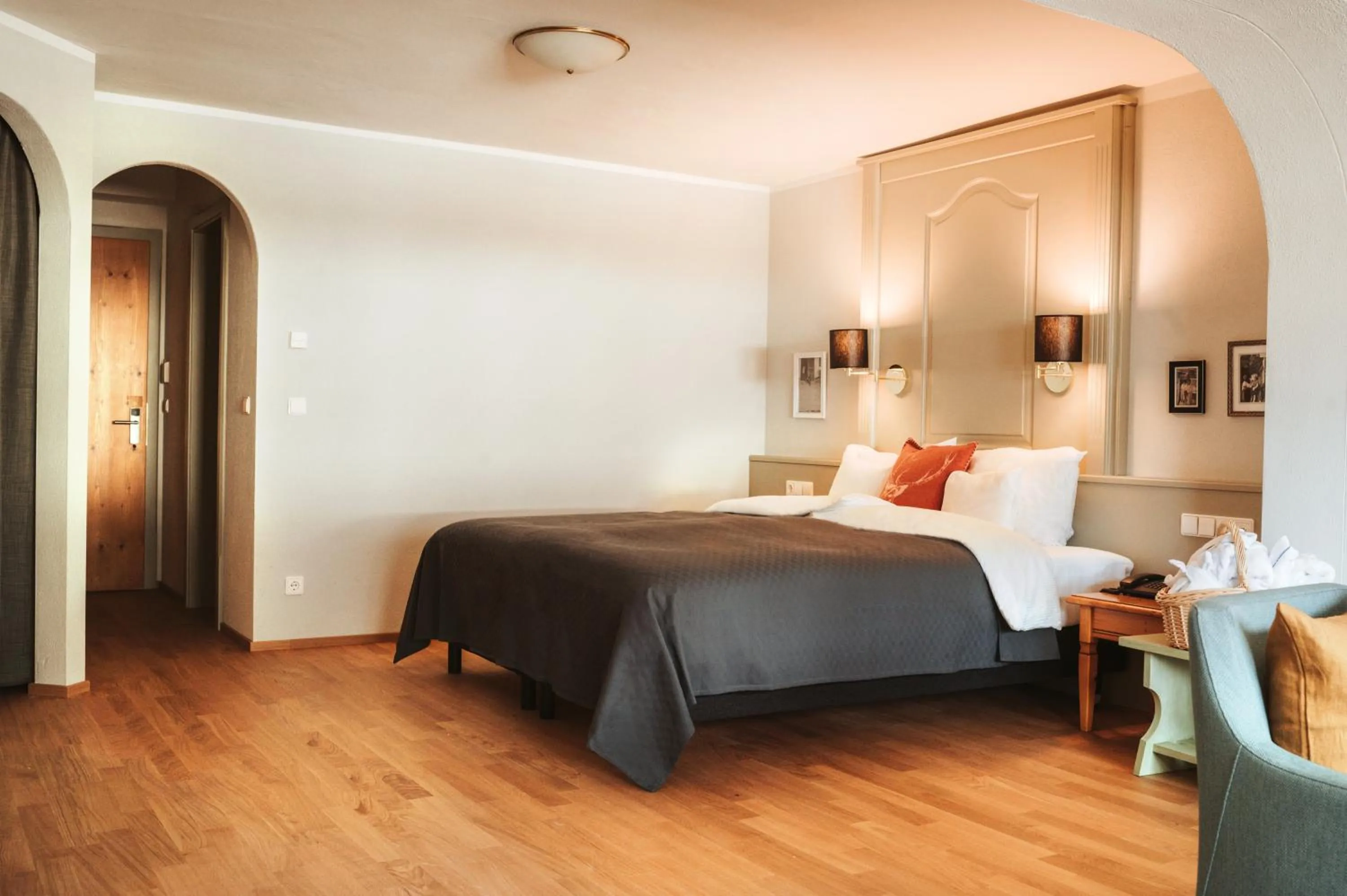 Bedroom in HENRI Country House Seefeld