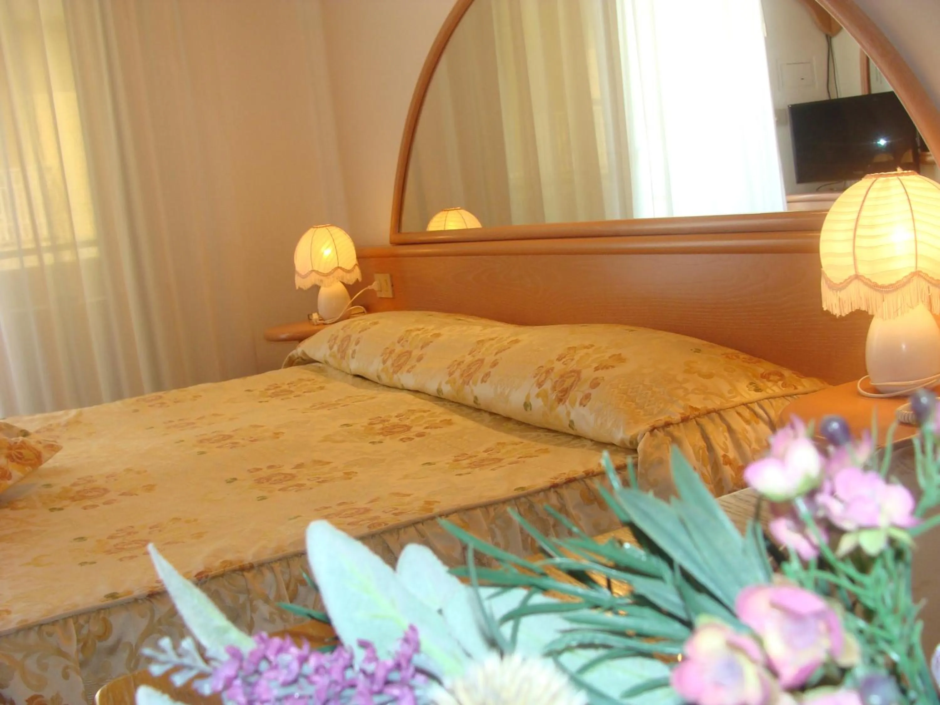 Bed in Hotel Villa Luisa