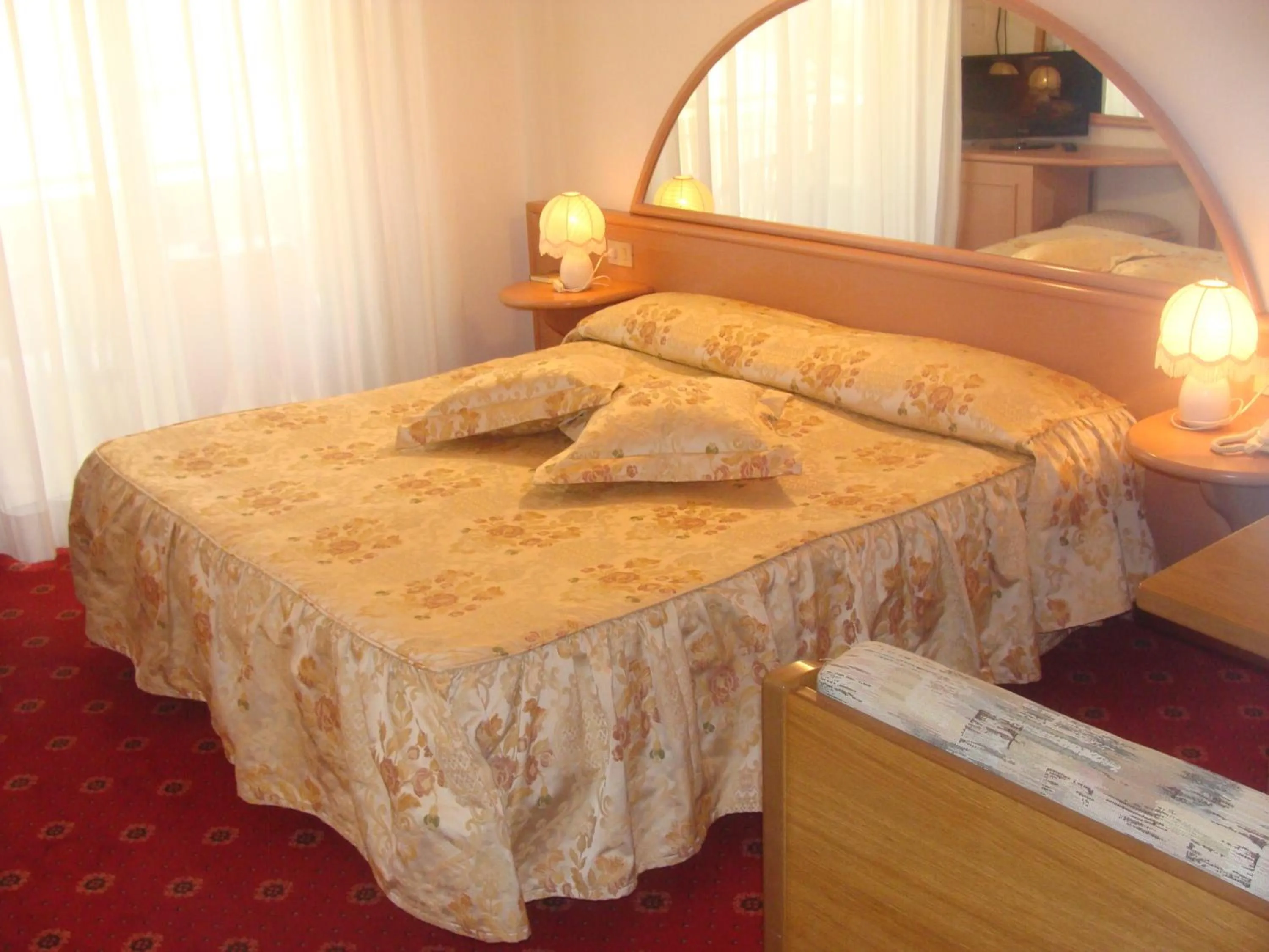 Bedroom, Bed in Hotel Villa Luisa