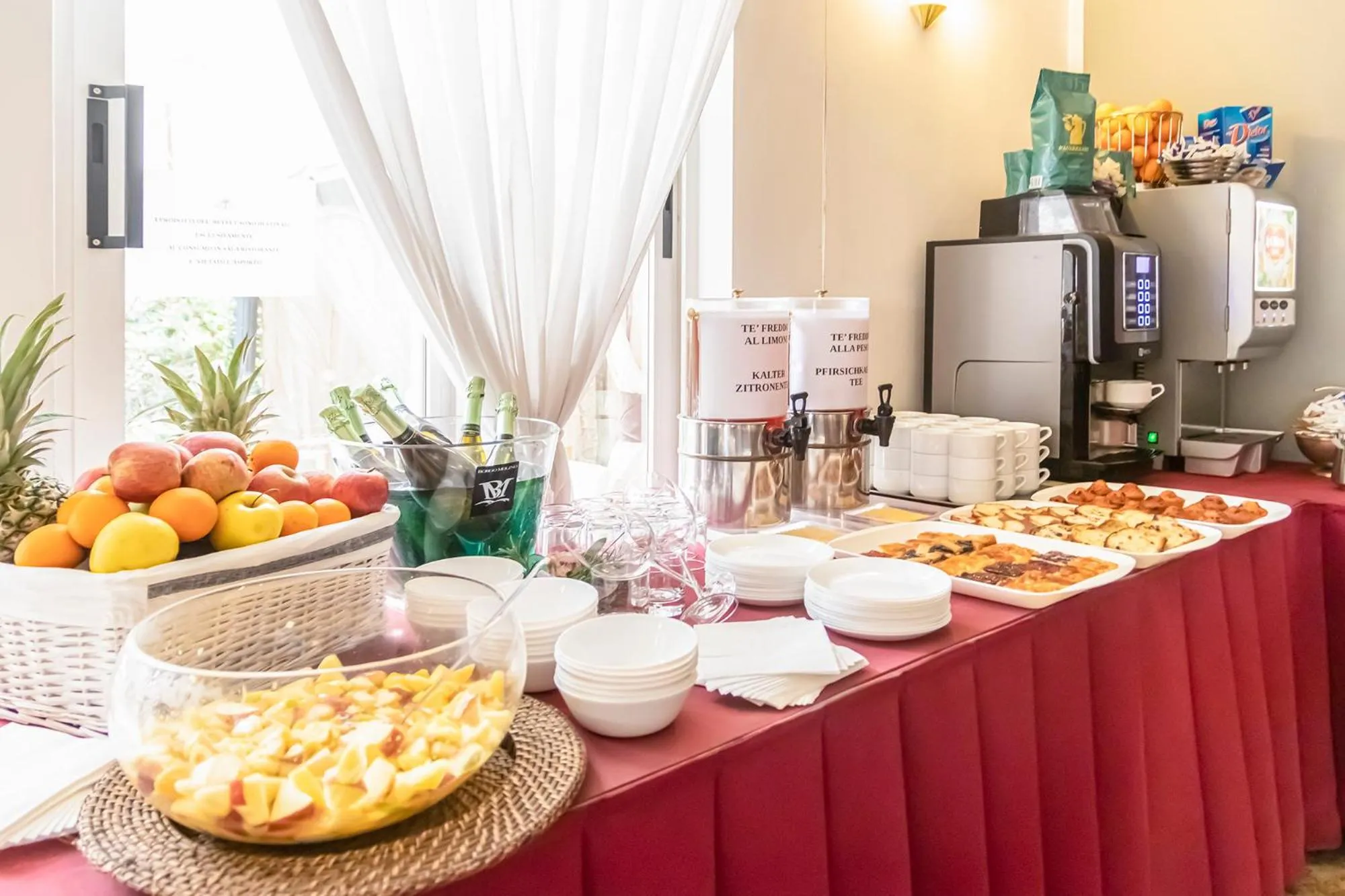 Buffet breakfast in Hotel Villa Luisa