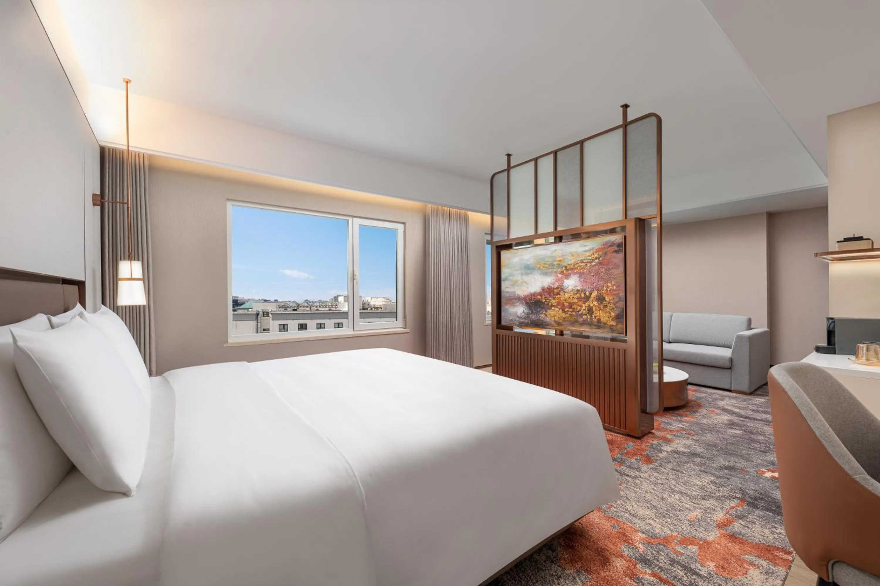 Bed in Sunworld Dynasty Hotel Beijing Wangfujing