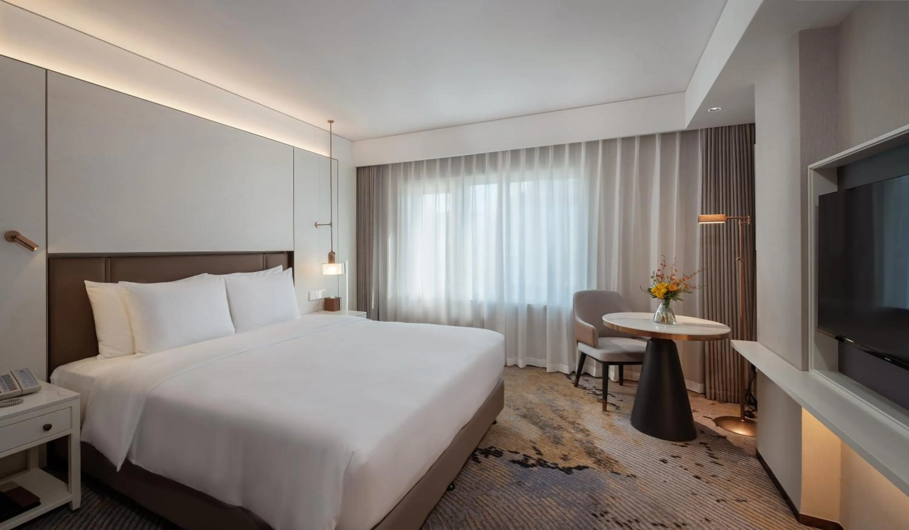 Photo of the whole room, Bed in Sunworld Dynasty Hotel Beijing Wangfujing