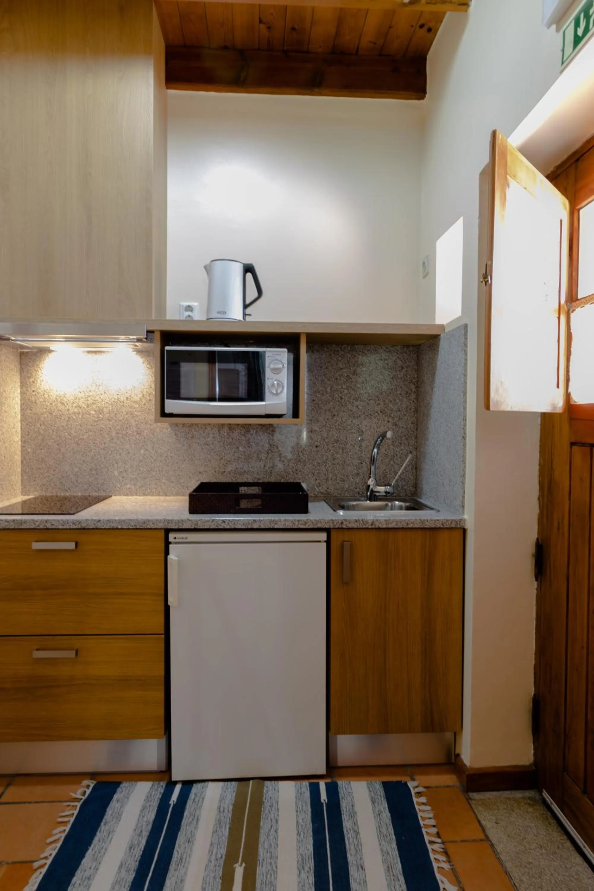Kitchen or kitchenette in Quinta Do Crestelo Aparthotel