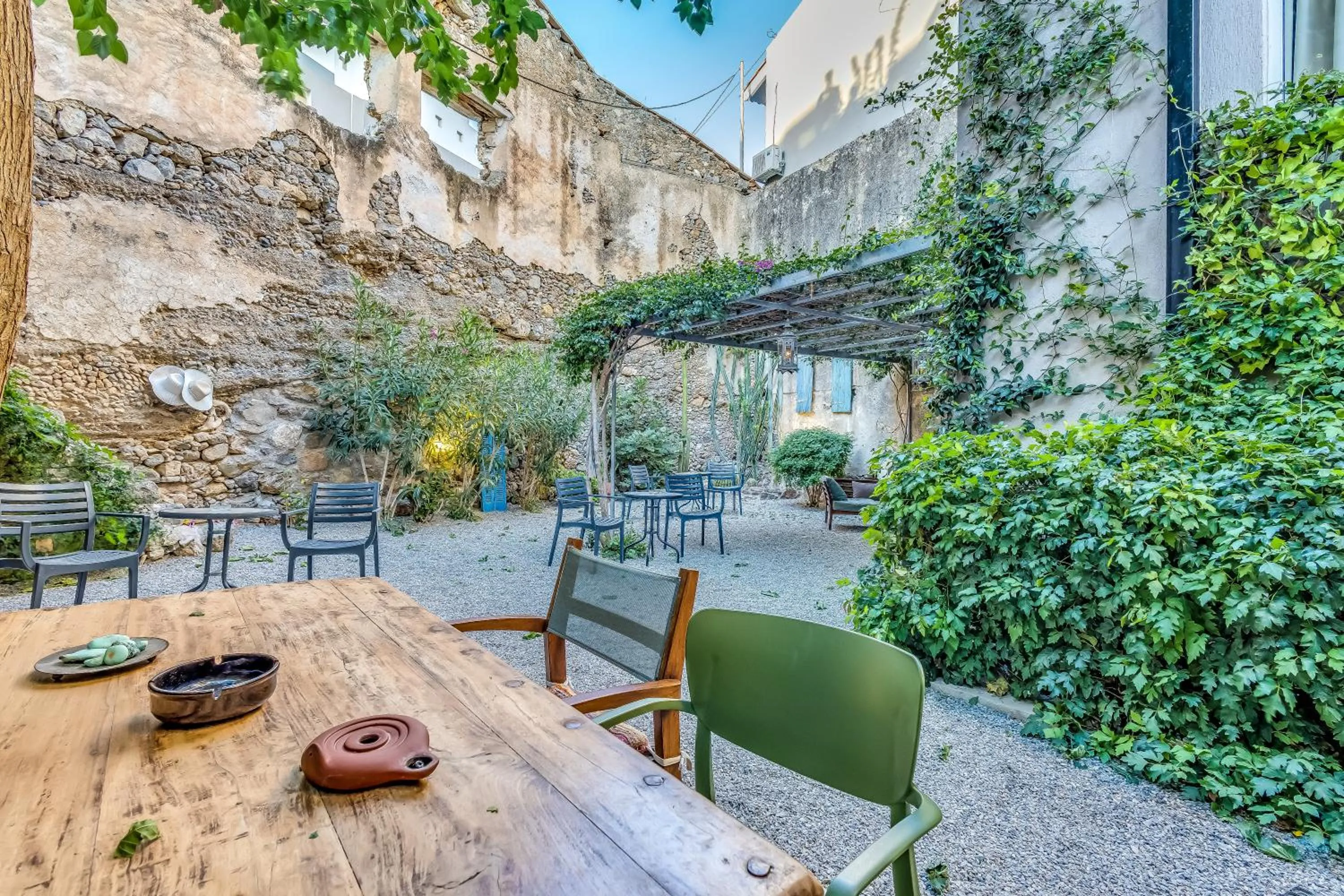 Garden in Sofia's Lovely Rooms